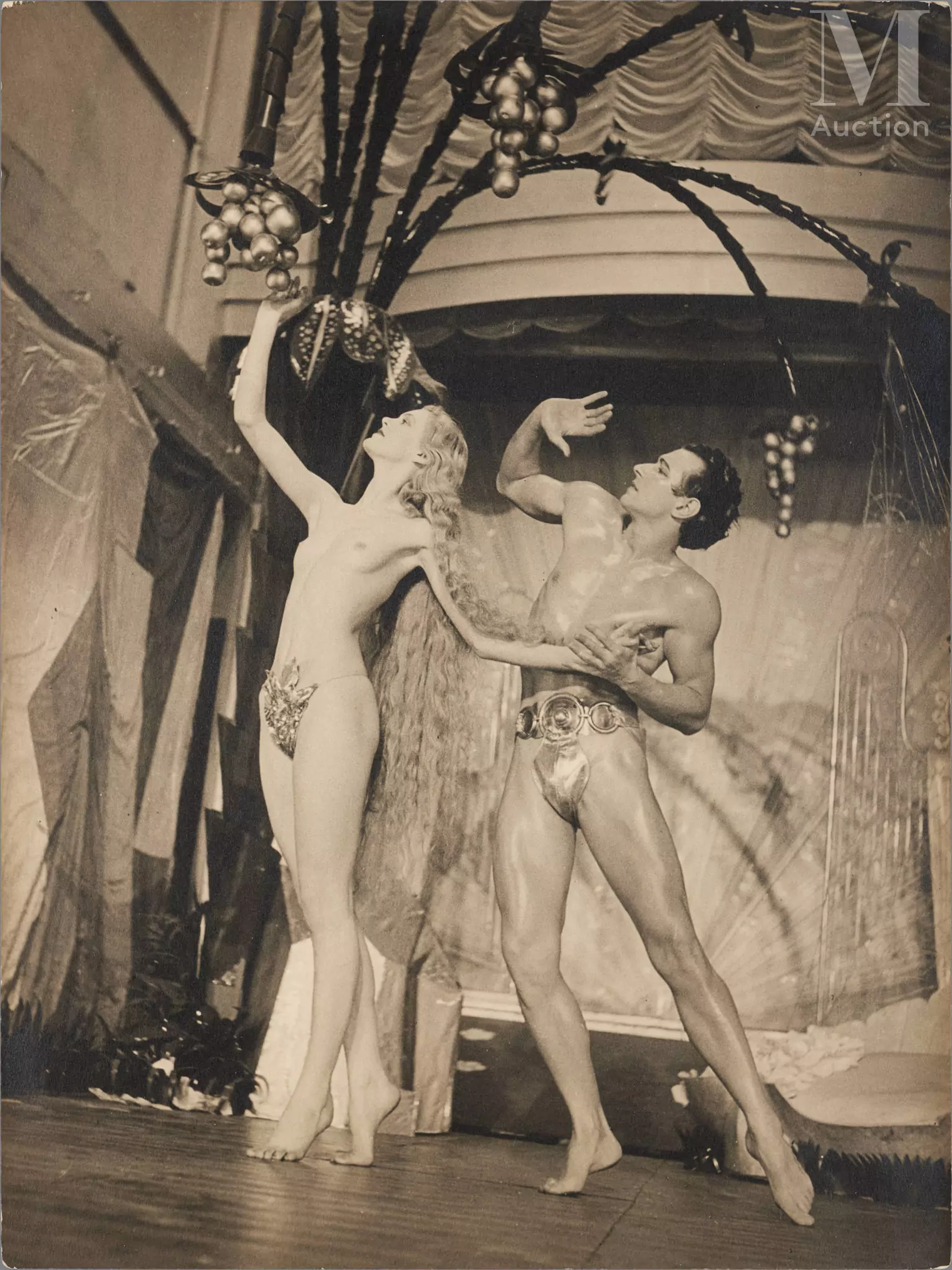 Bal Tabarin Couple de danseurs sur scène, c. 1937
