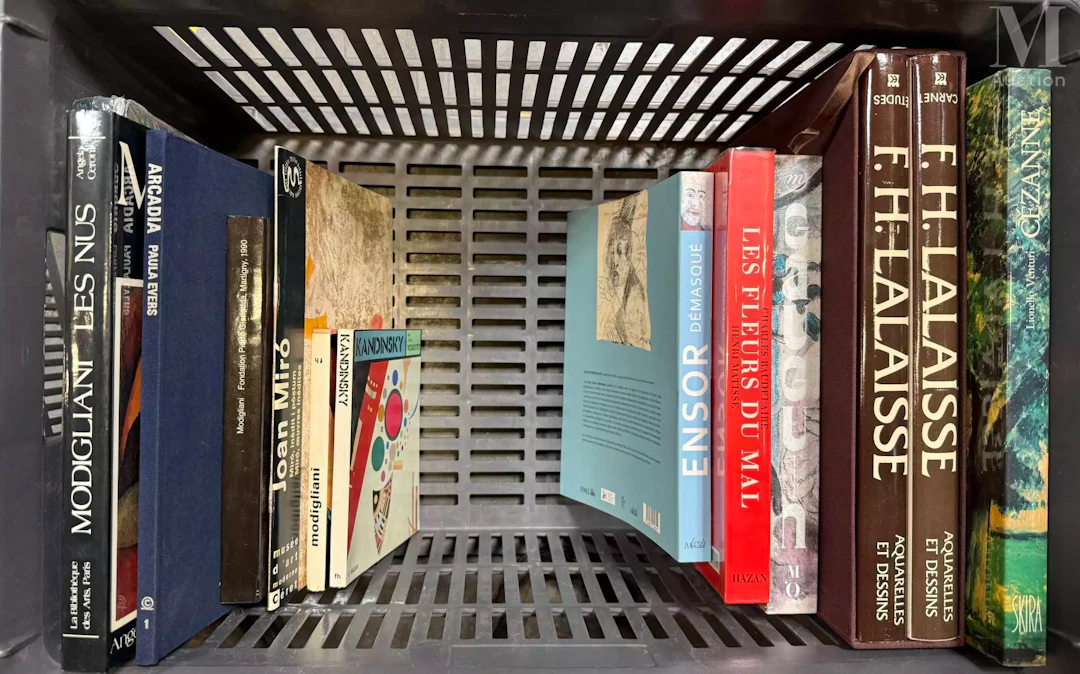 MANNETTE à thématique bibliophilie et livres comprenant: