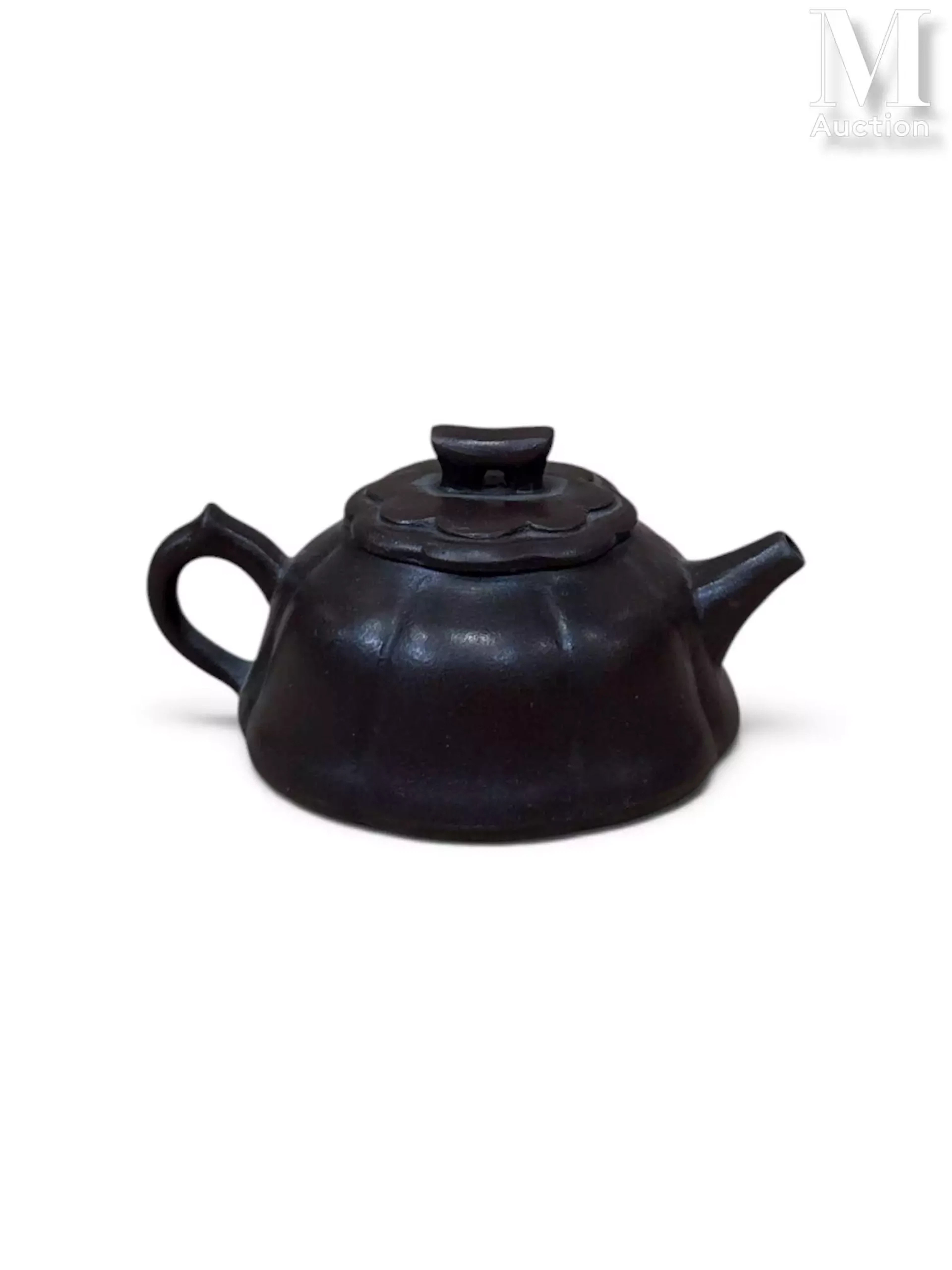 CHINE, XXe THÉIÈRE "YIXING - ZISHA"