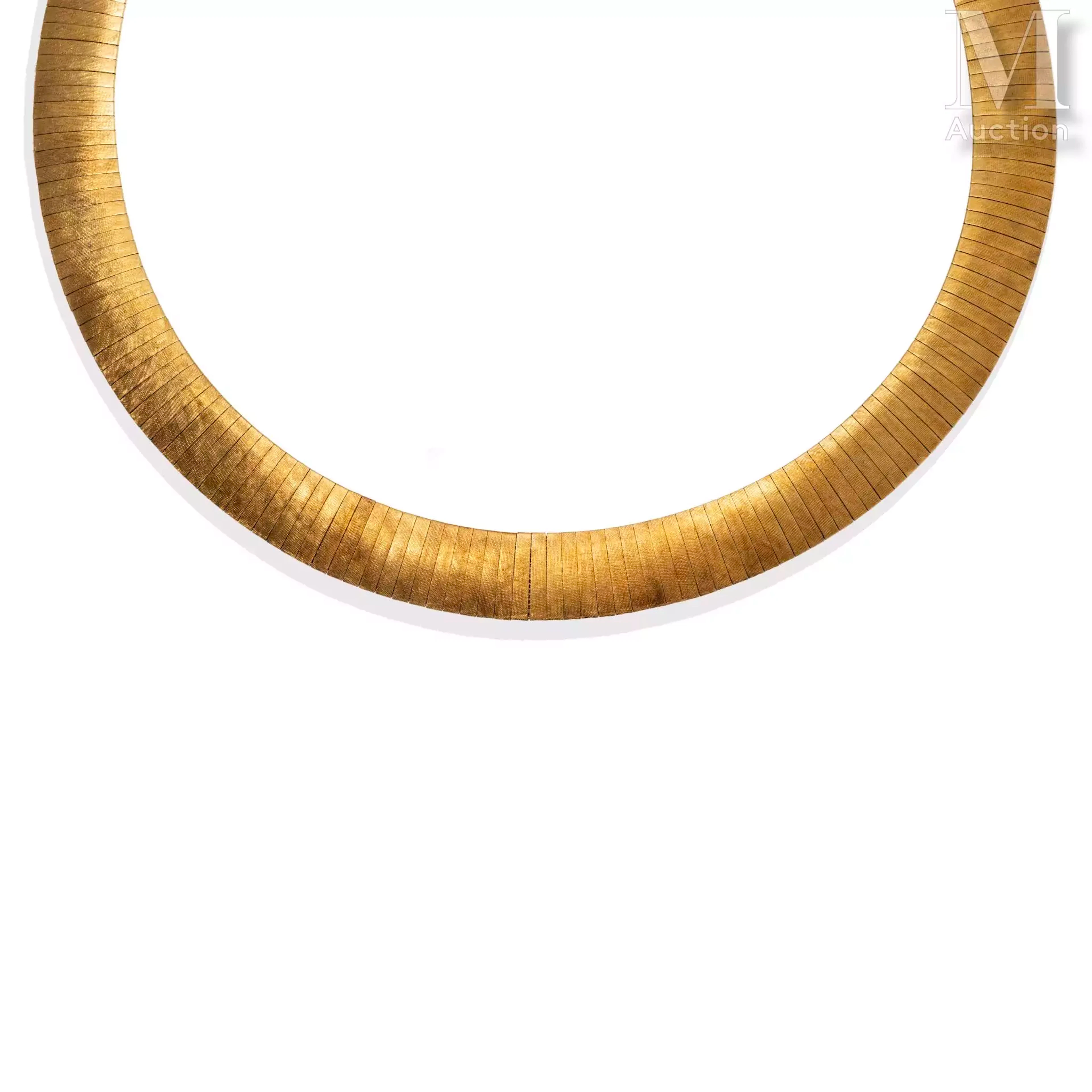 Collier ruban or
