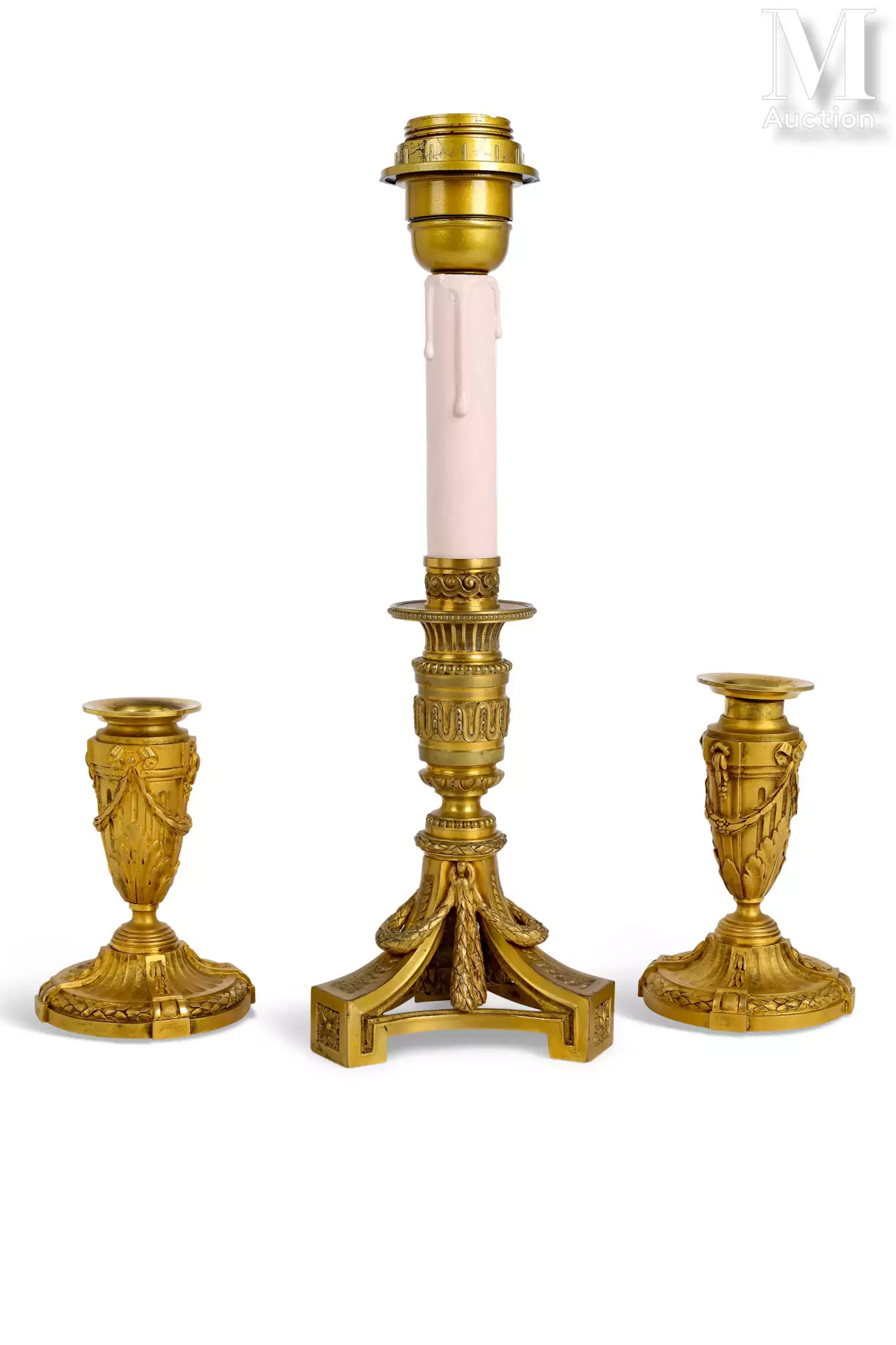 Paire de bougeoirs d'époque Napoléon III