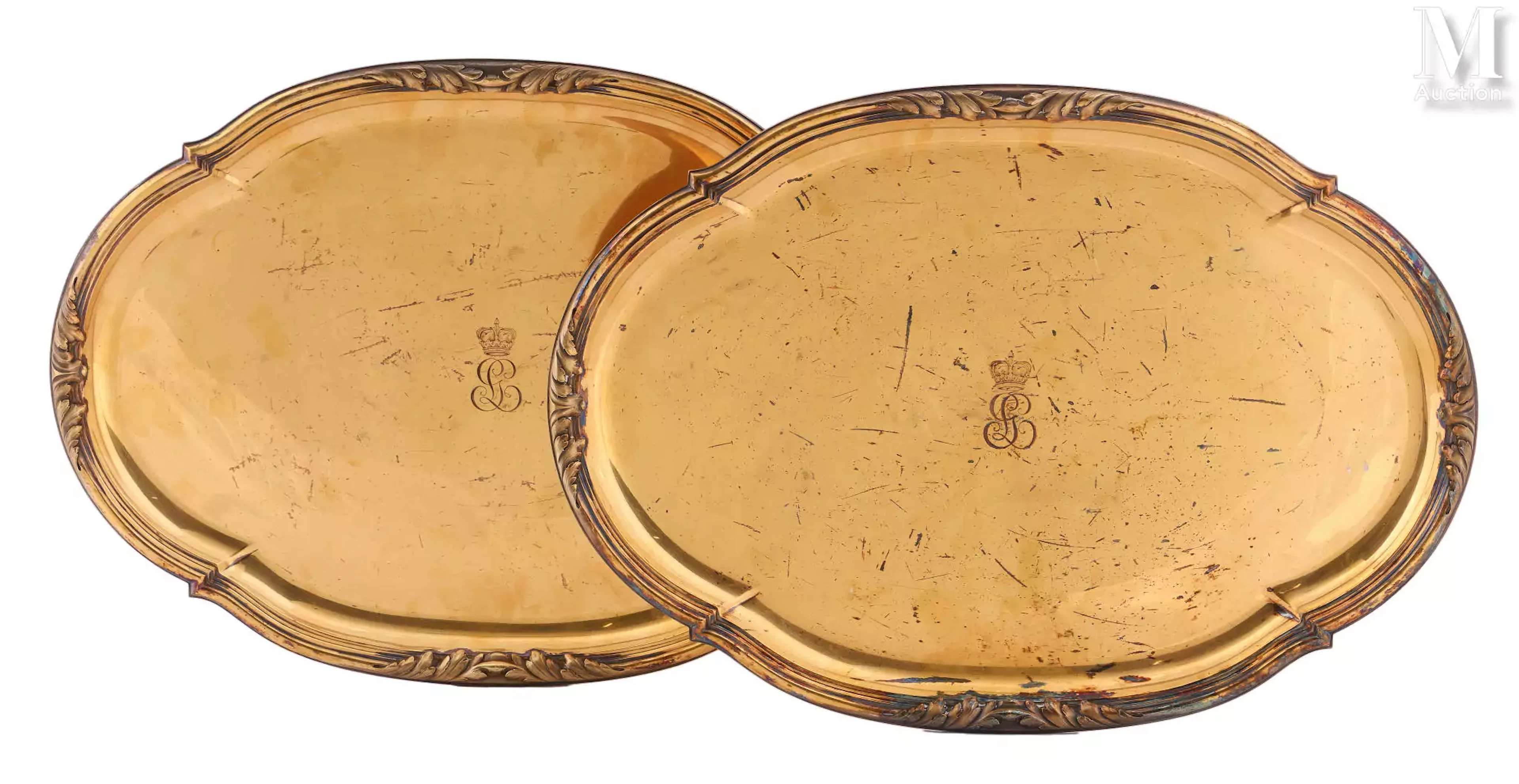 Paire de plats ou plateaux en vermeil;