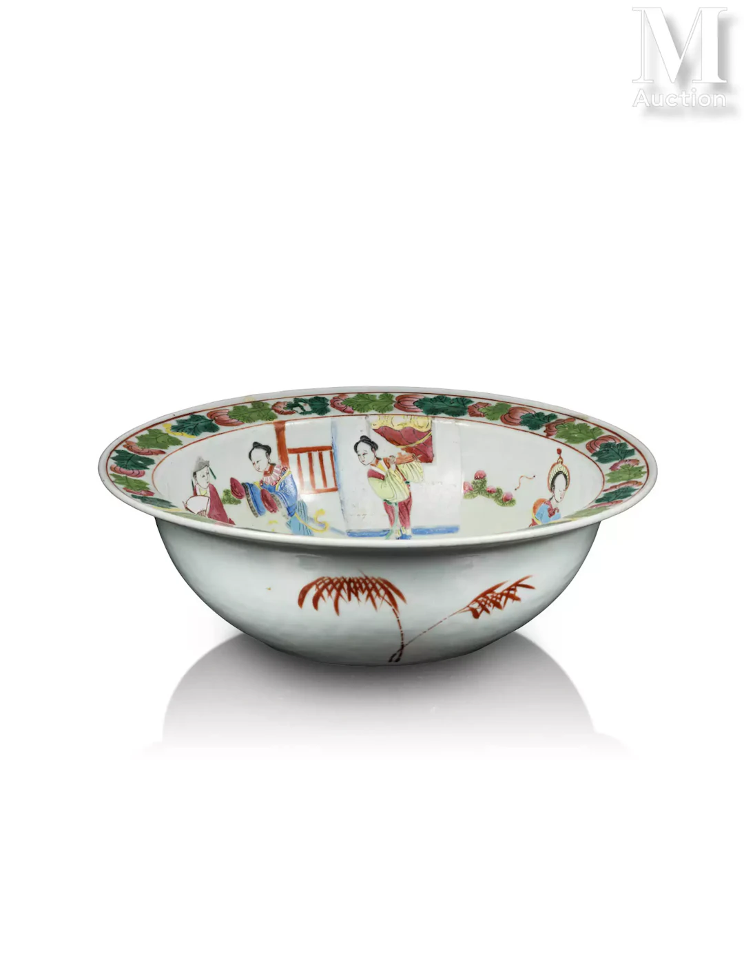 CHINE, fin du XIXe-début du XXe siècle Bassin en porcelaine