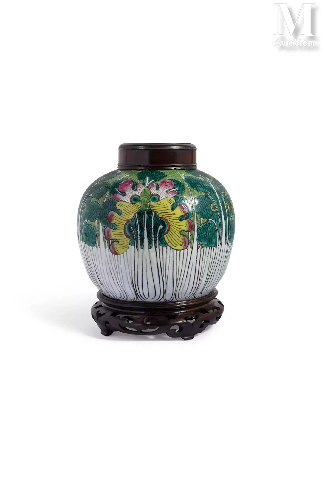 CHINE, début du XXe siècle Pot à gingembre en porcelaine