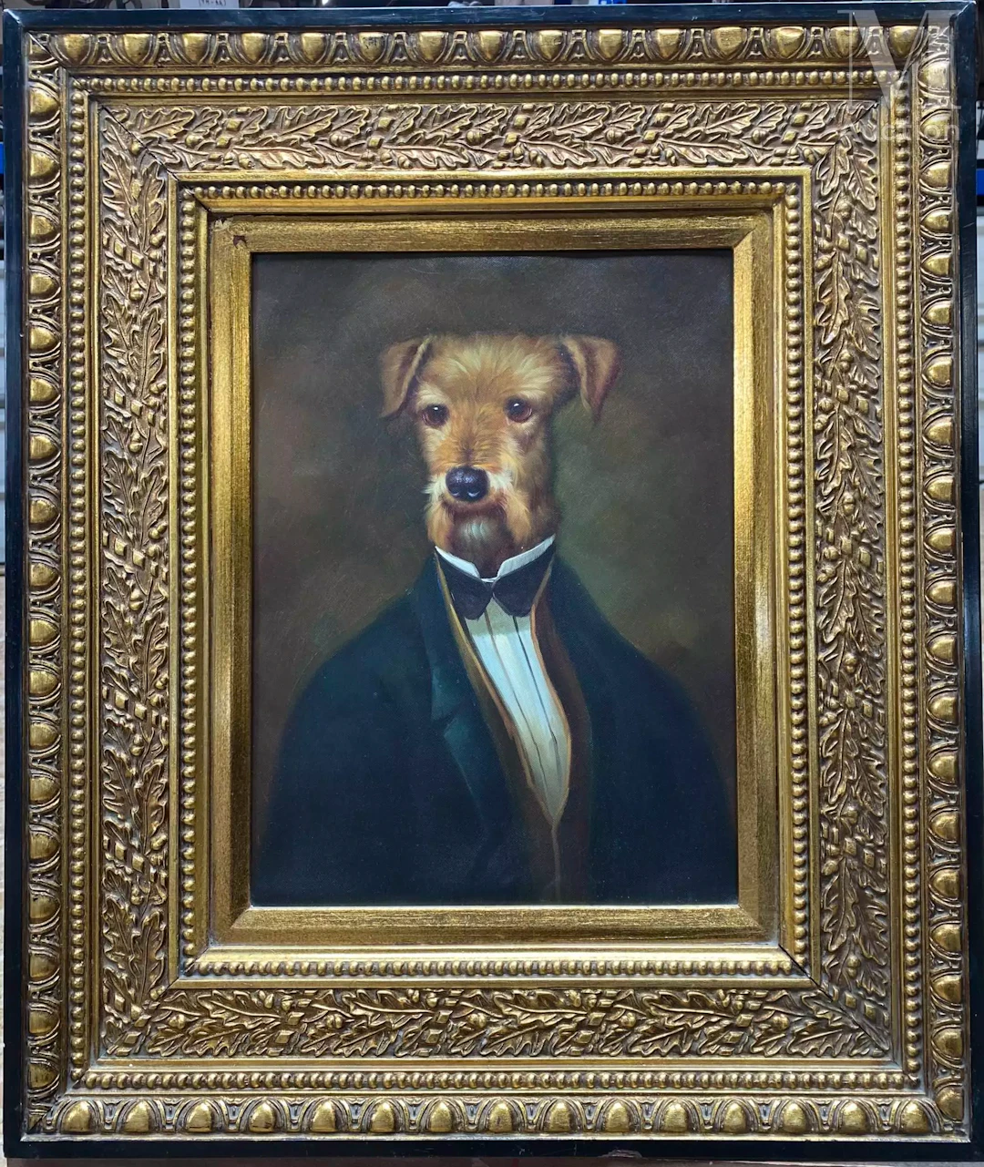 École MODERNE Cinq portraits de chiens en costume d'époque