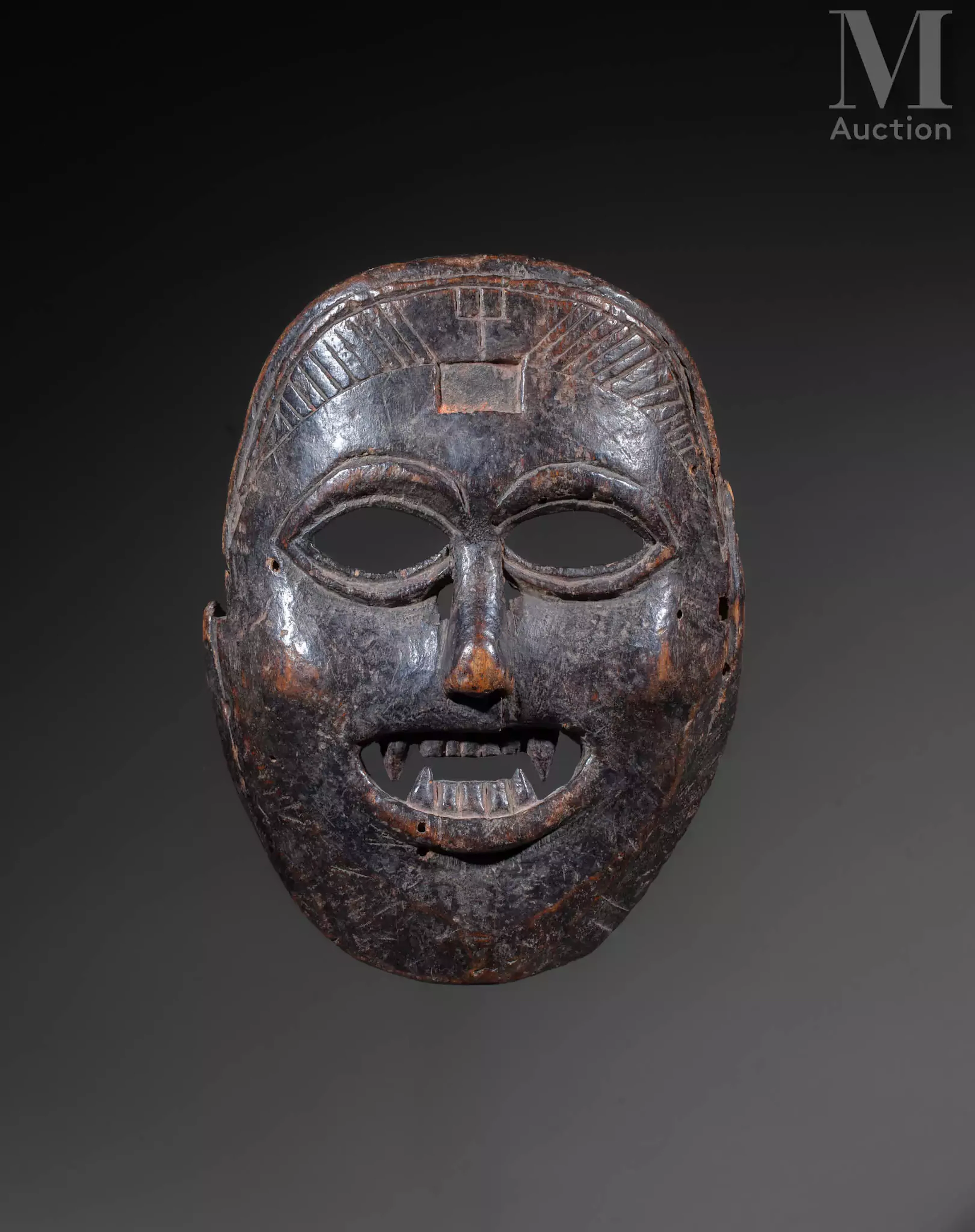 Très ancien masque