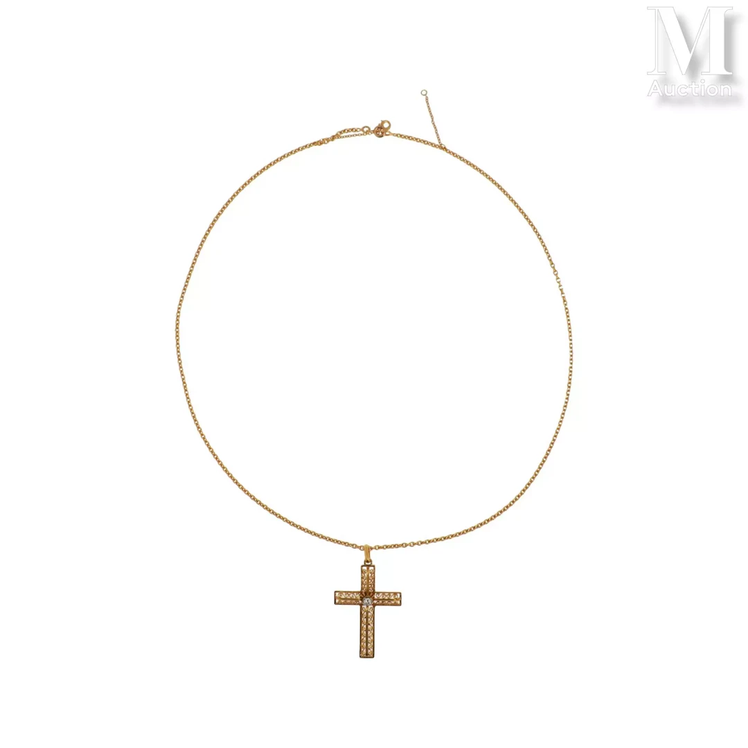 Collier et croix