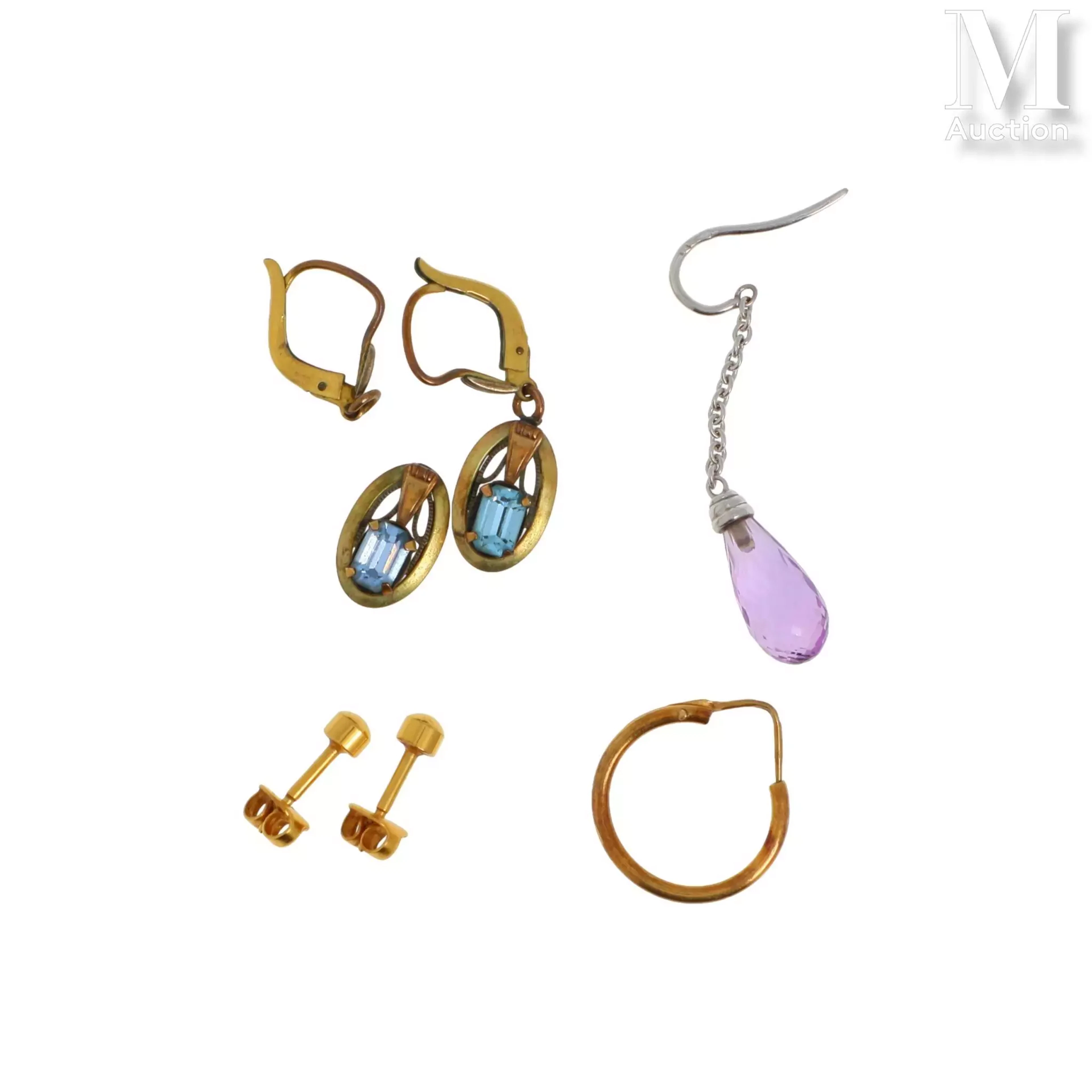 Lot de bijoux