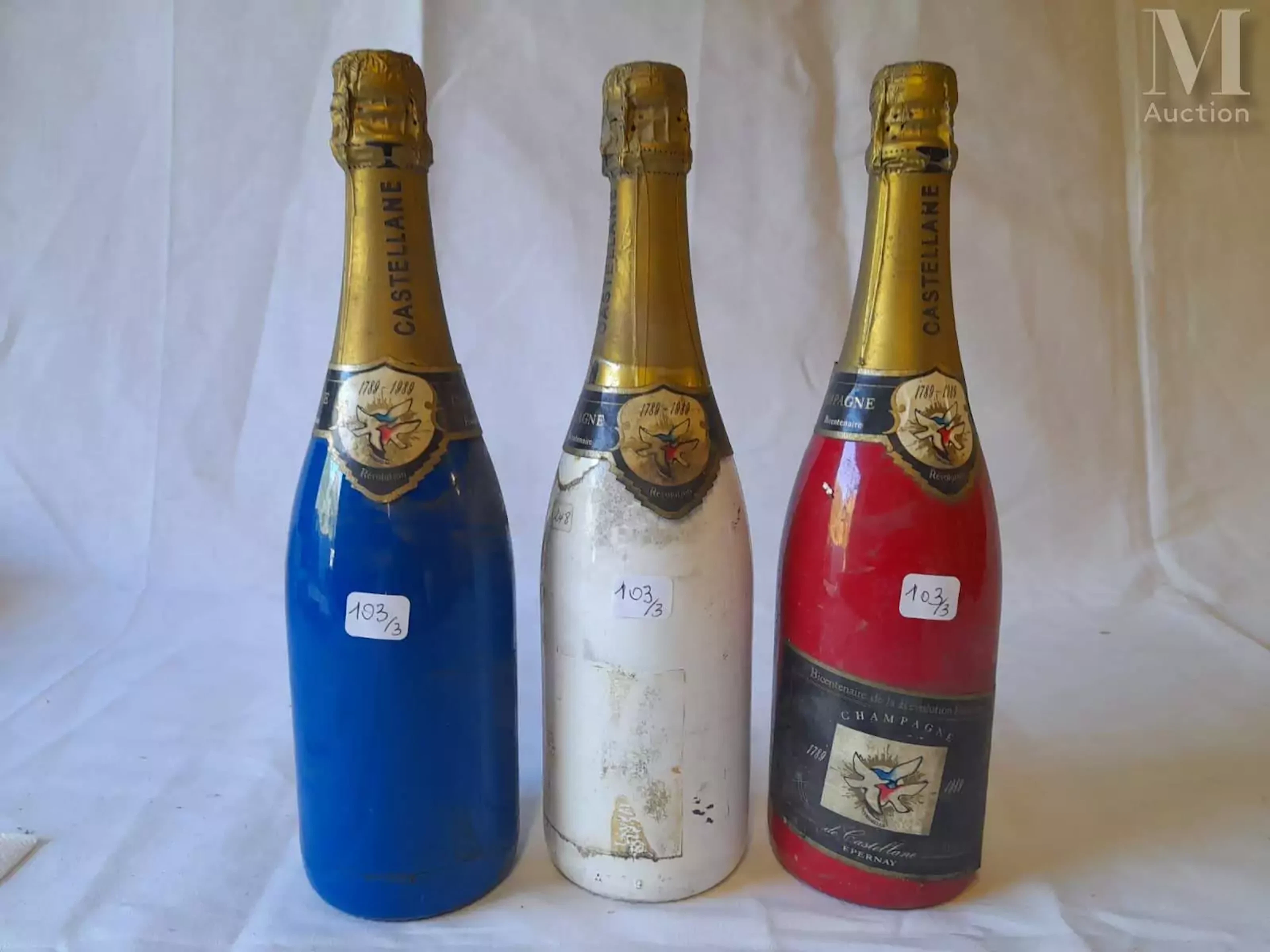 Castellane : Trois bouteilles de Champagne