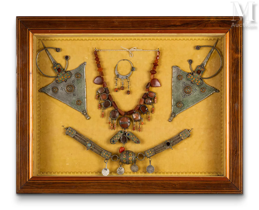 Ensemble de bijoux berbères du Sud marocain Maroc, Anti-Atlas / Souss