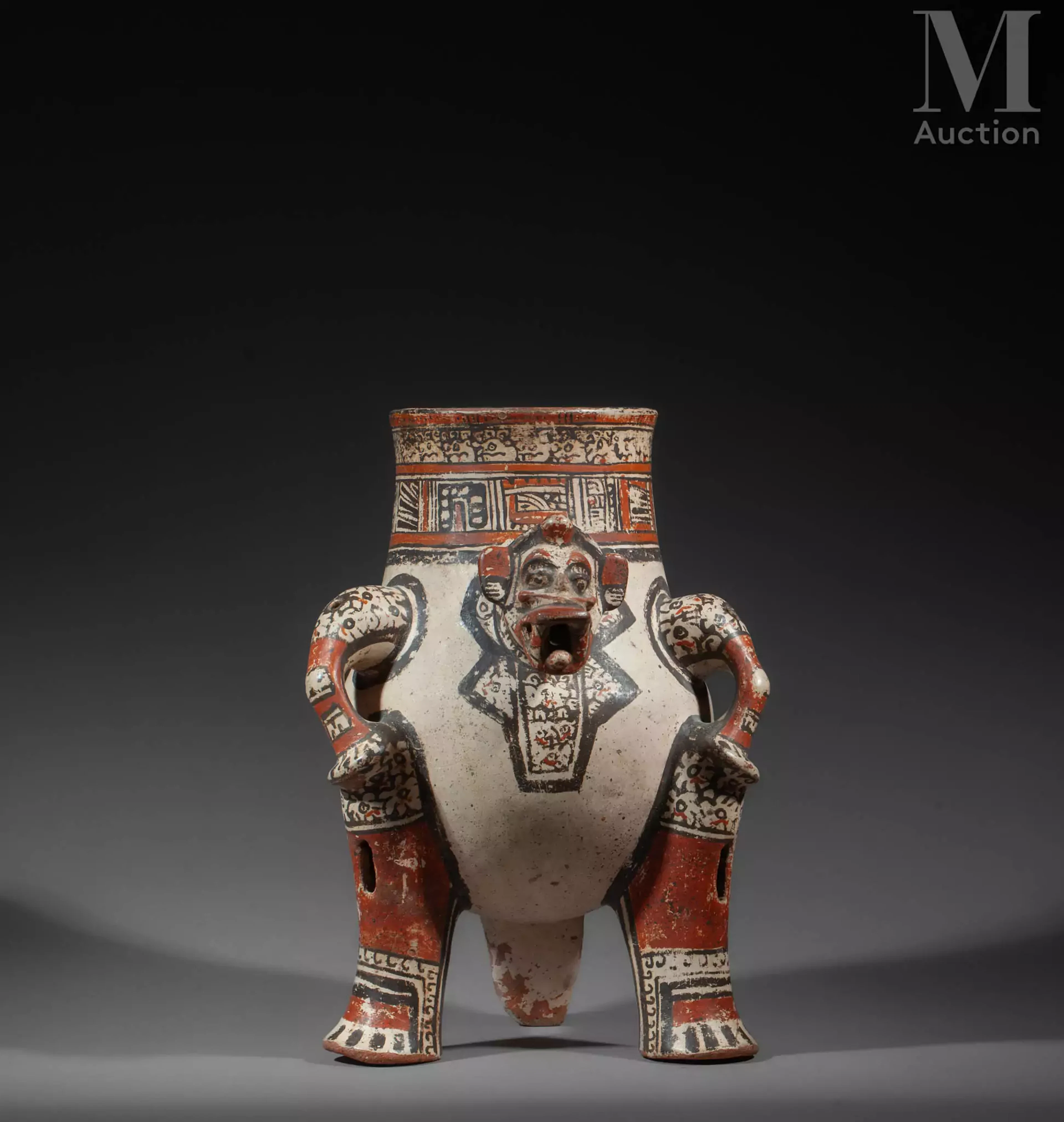 - Vase tripode au jaguar