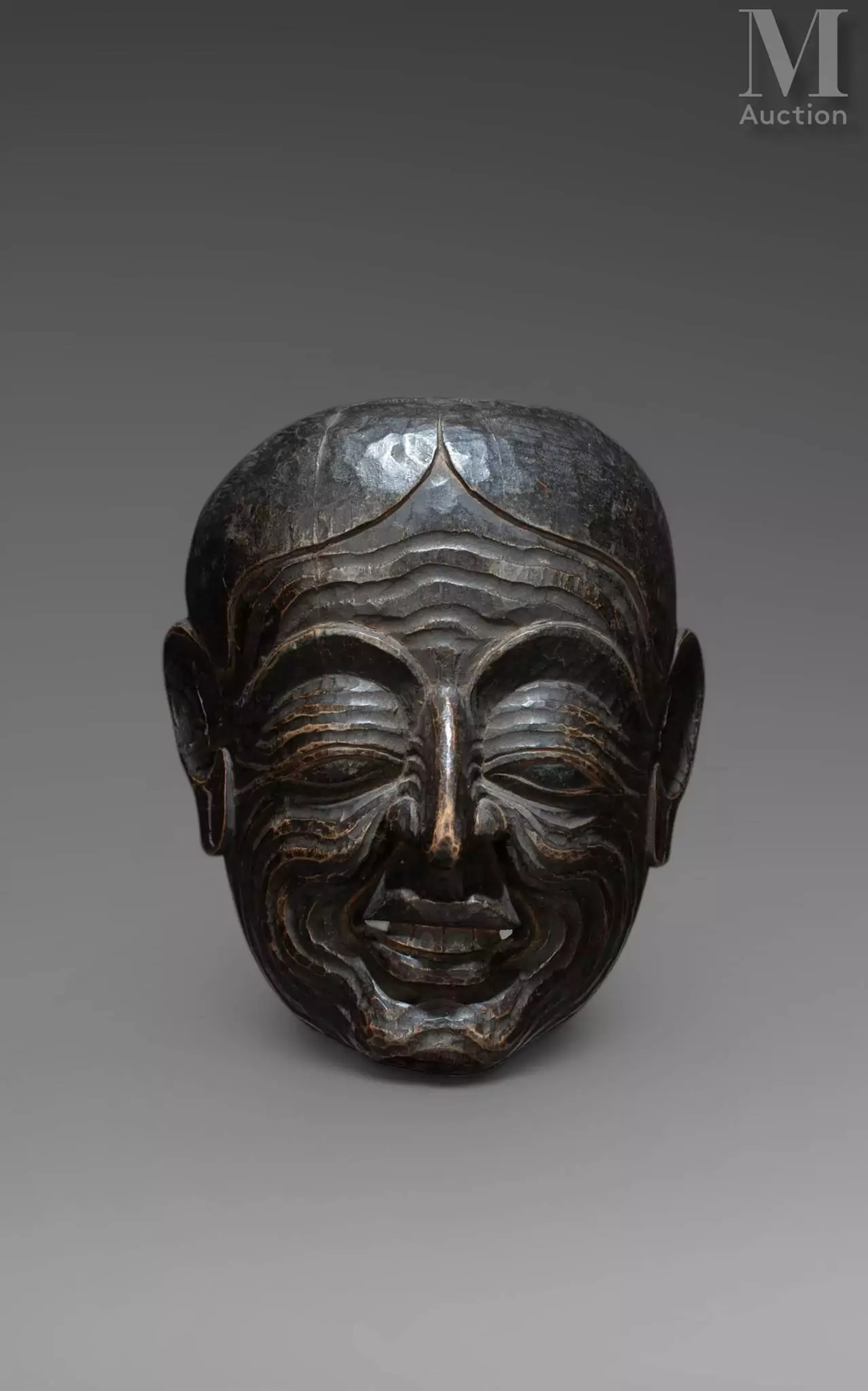 Masque de vieille femme
