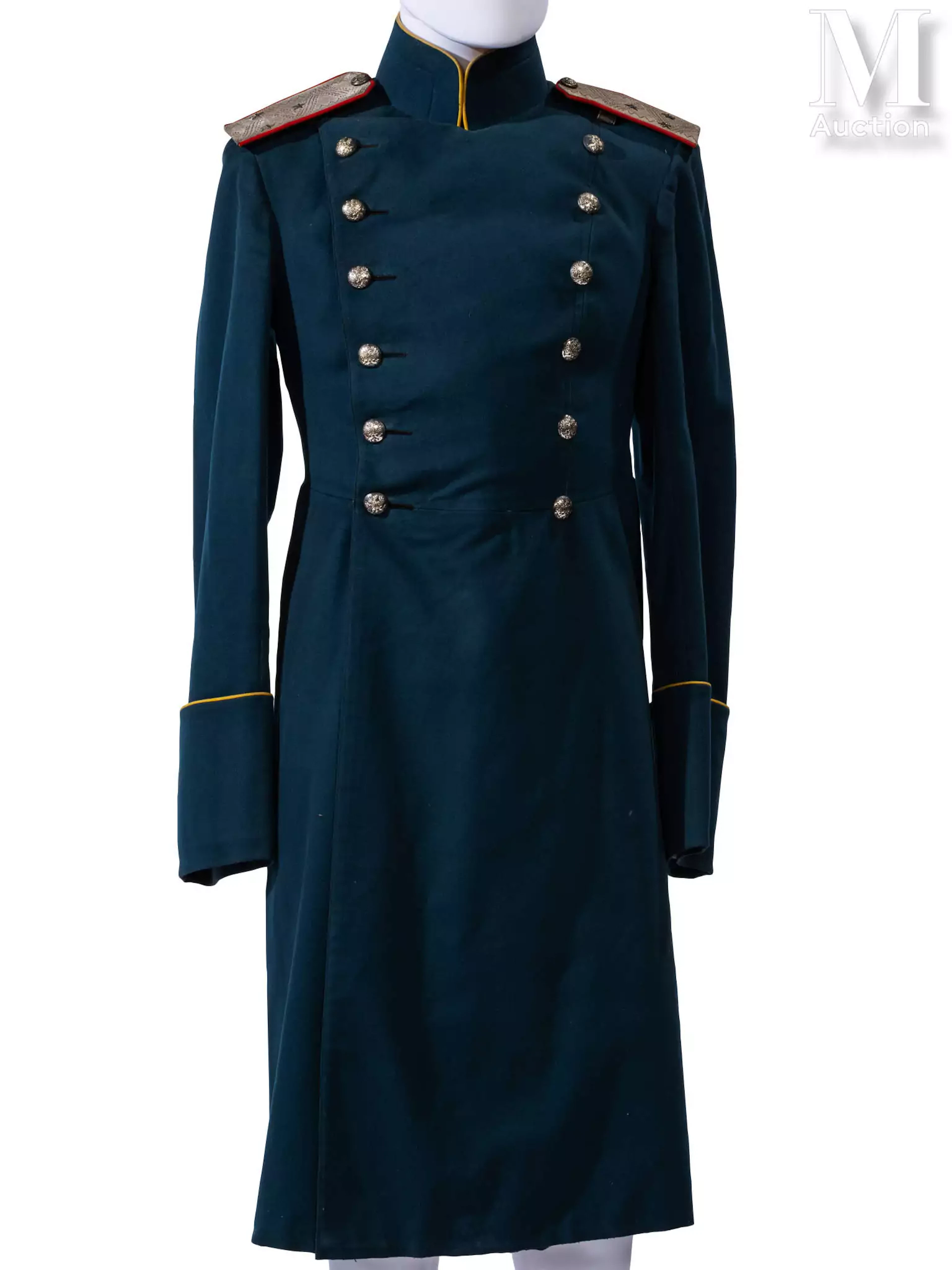 Redingote (сюртук) de général-lieutenant du régiment de Saint-Pétersbourg