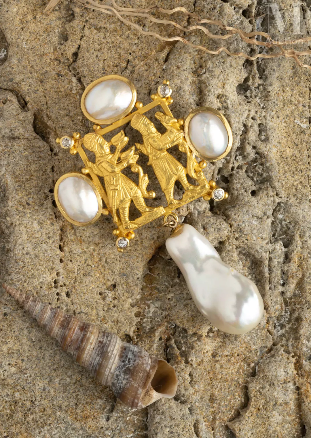 Broche orientale