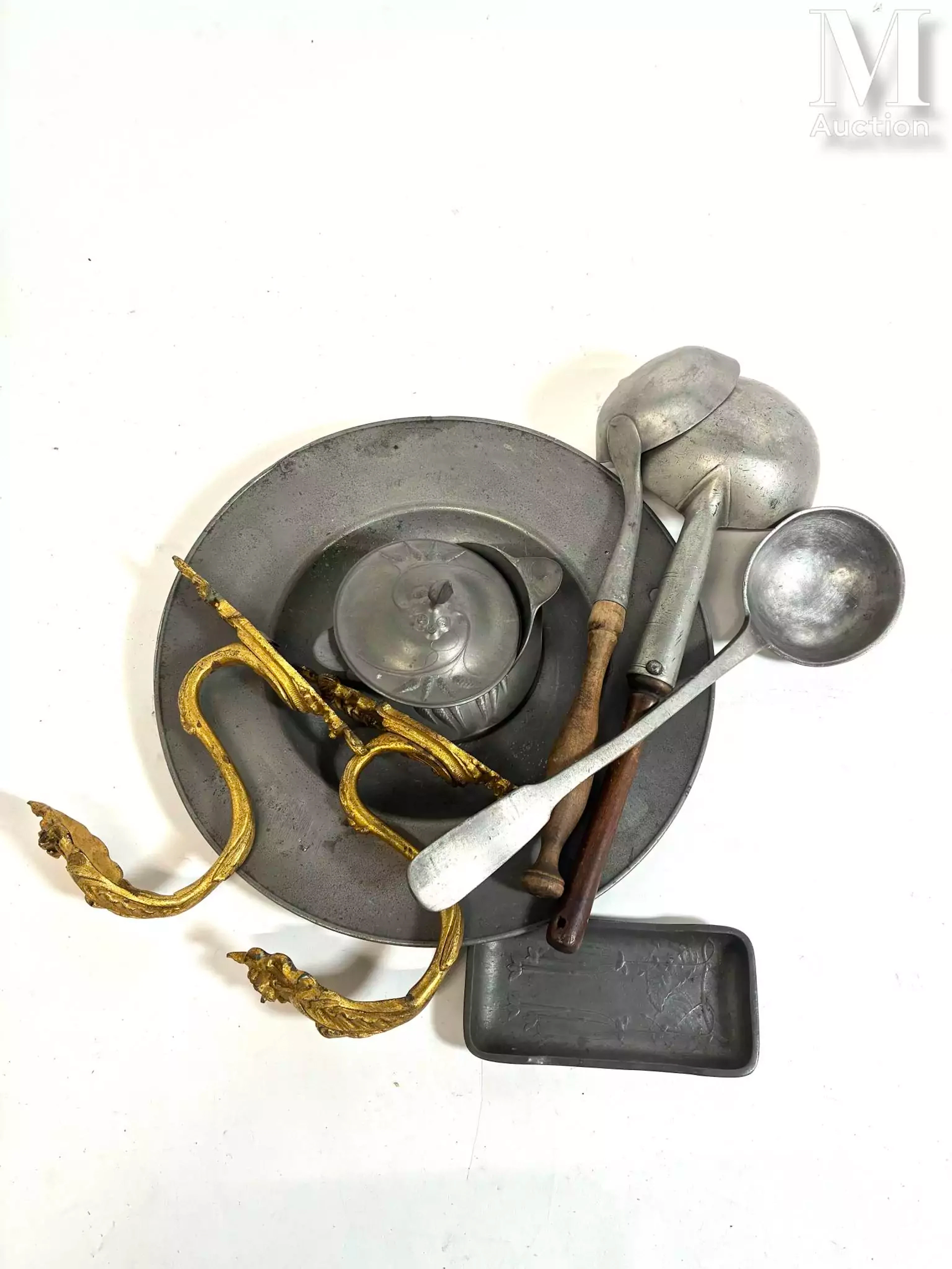 MANETTE - Etain et divers