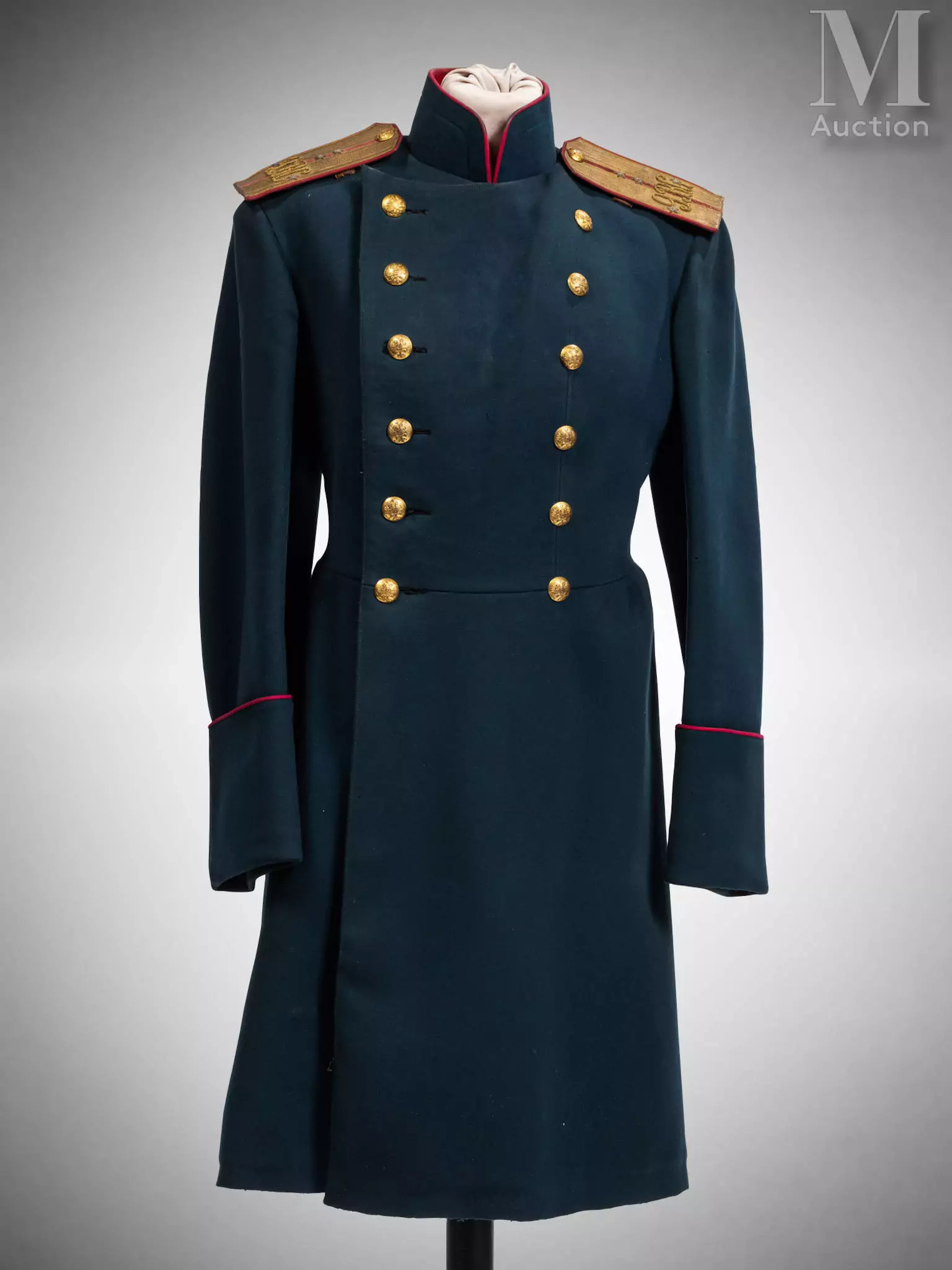 Redingote (сюртук) d’officier du 9e régiment de Tirailleurs de Sibérie