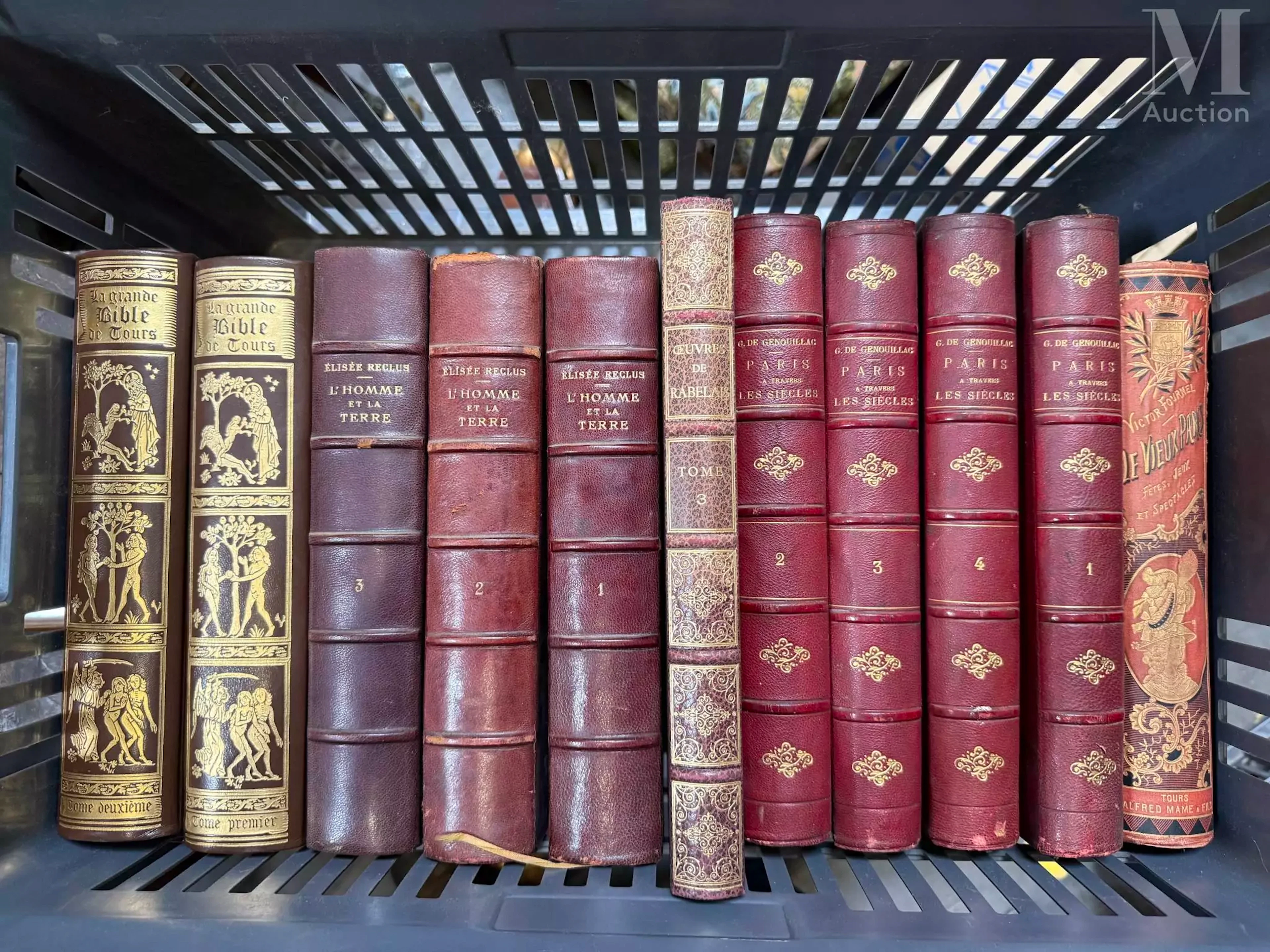 MANNETTE à thématique bibliophilie et livres comprenant: