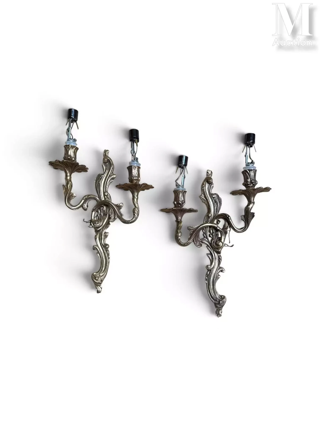 LOT de TROIS PAIRES D'APPLIQUES