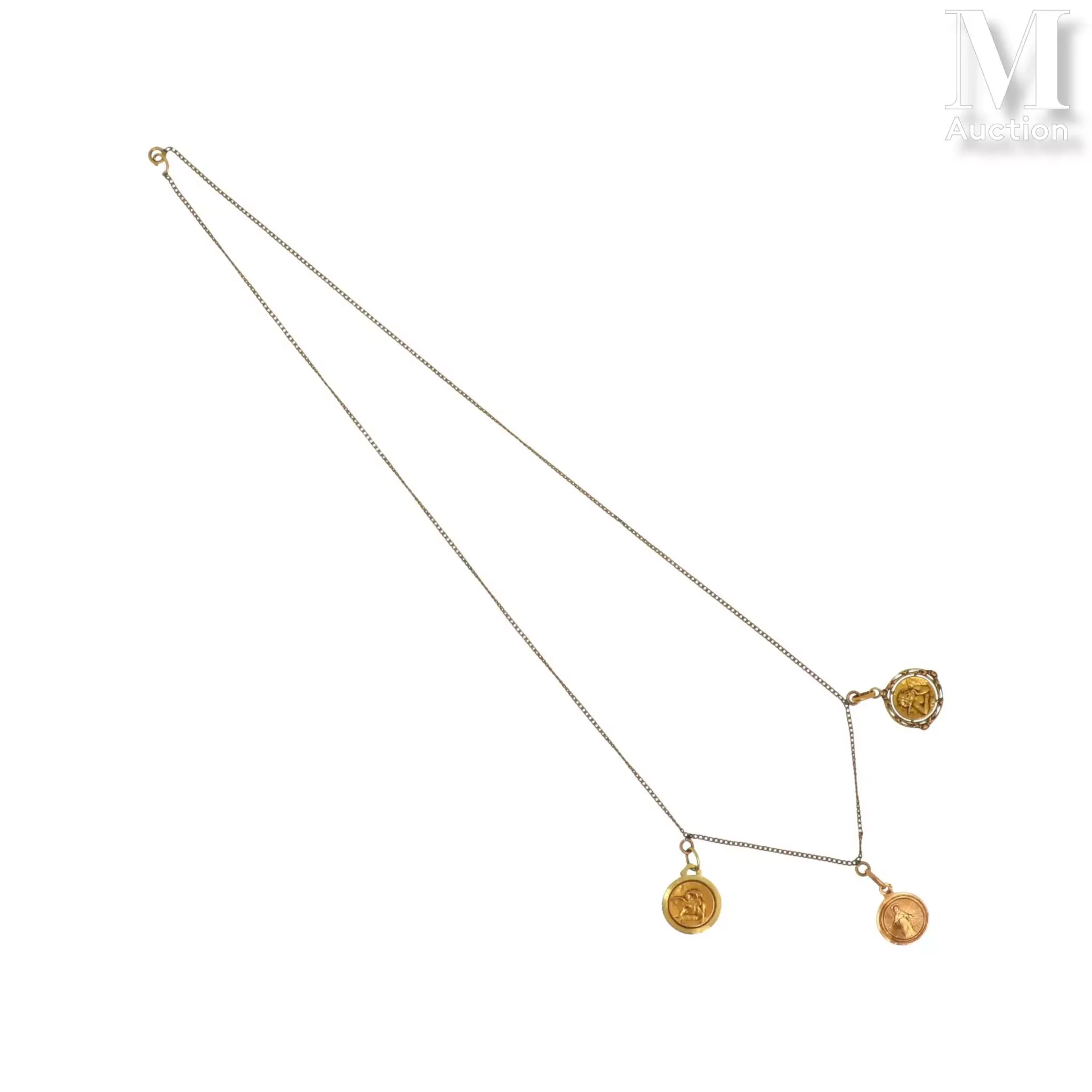 Collier médailles