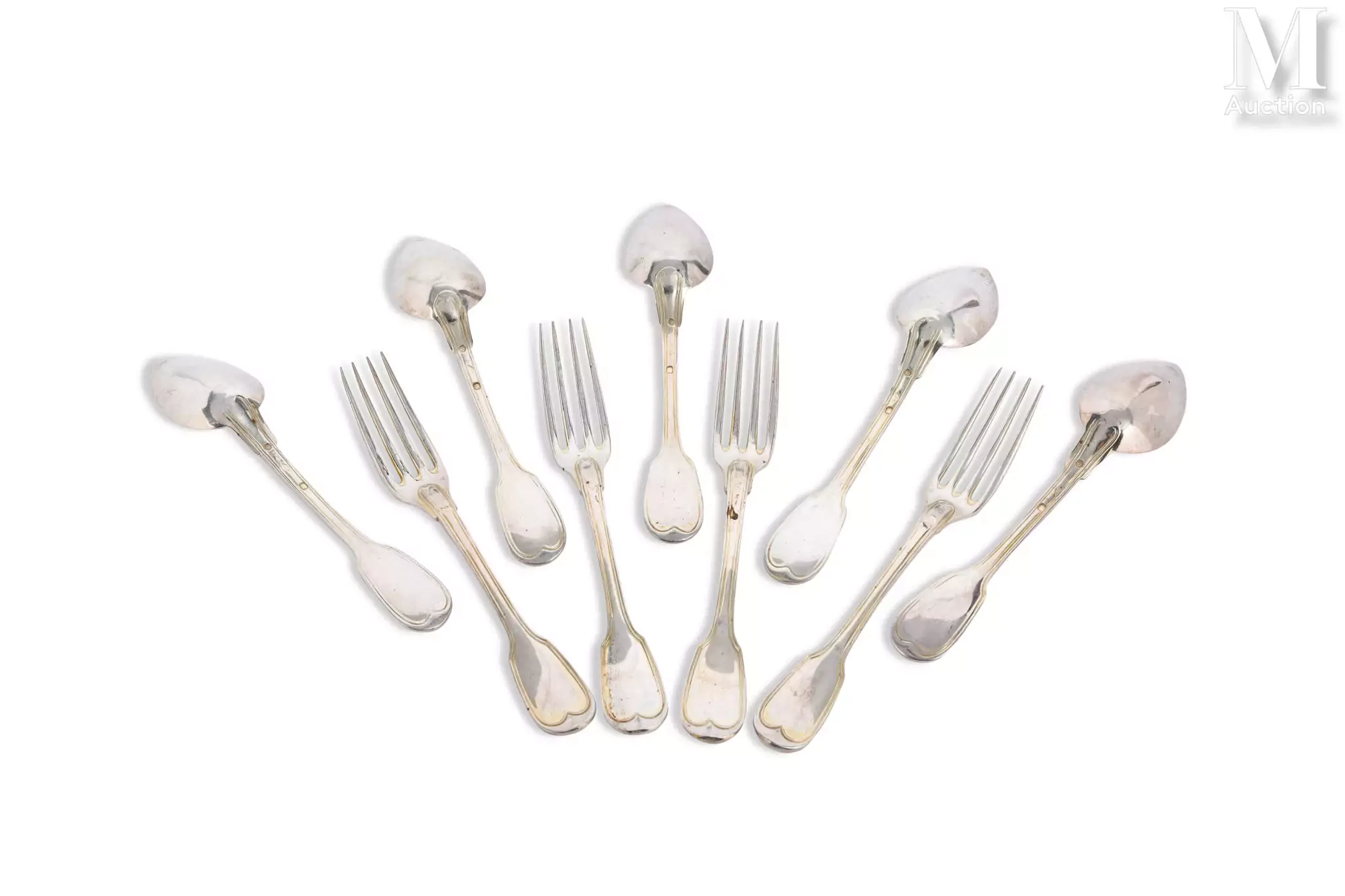 Suite de 4 fourchettes et 5 cuillères à entremets en argent;