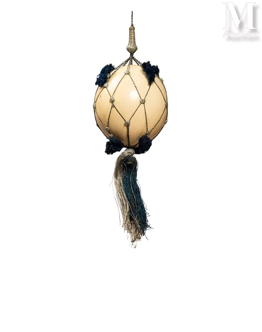 Œuf d'autruche en filet de passementerie Maroc, XIXe siècle