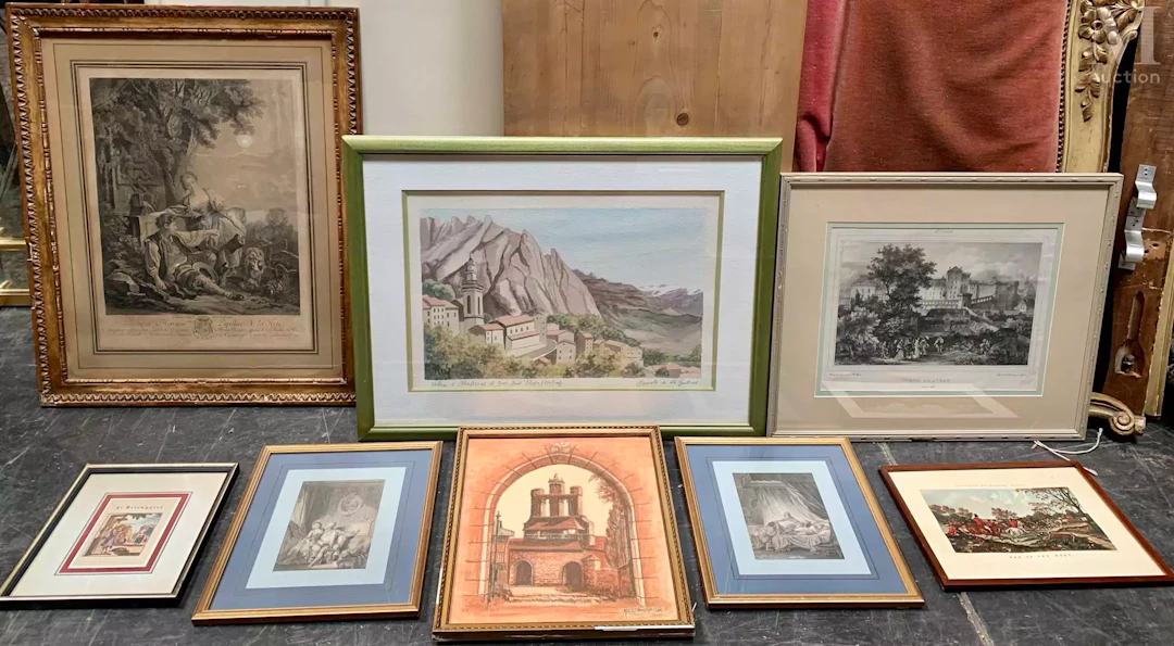 LOT DE SEPT PIECES ENCADREES