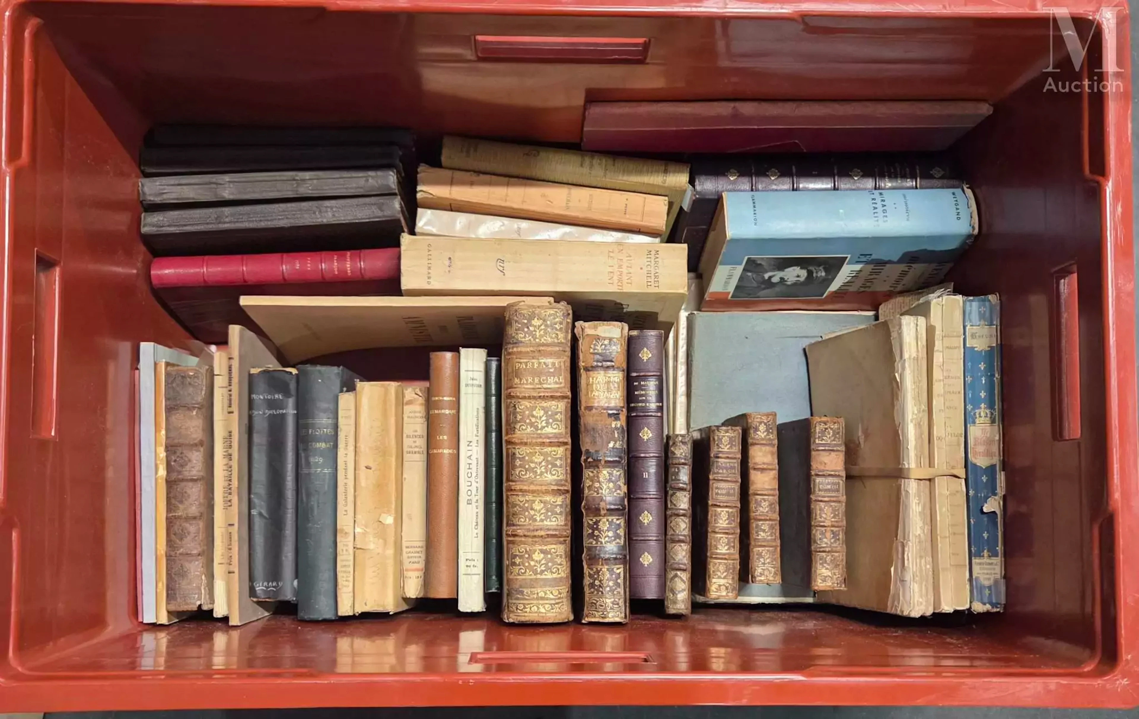 Manette de livres divers