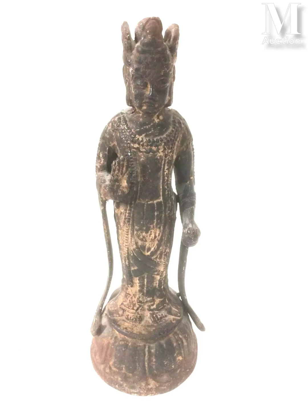 CHINE, XXe siècle Bouddha en fonte