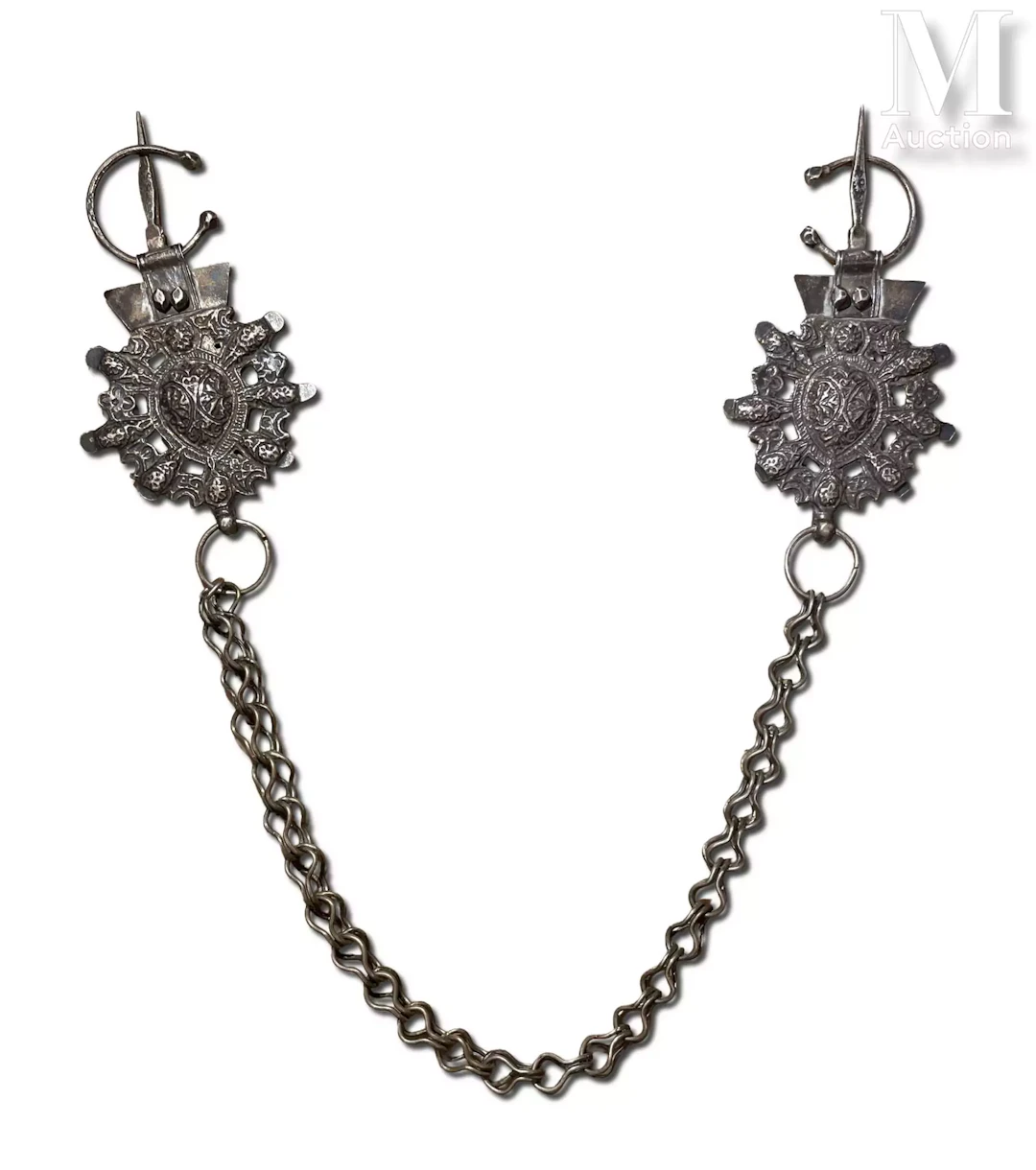 Paire de fibules dites « en peigne à carder » Maroc, Fès, XIXe siècle