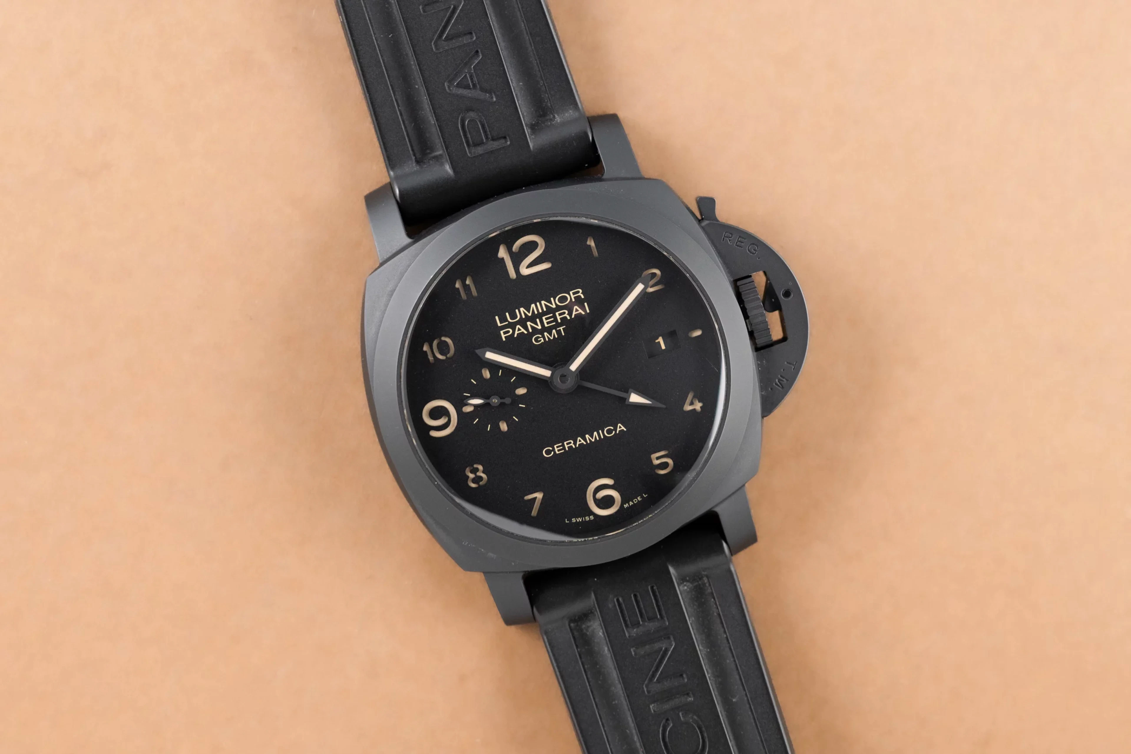 Panerai Luminor 1950 GMT
