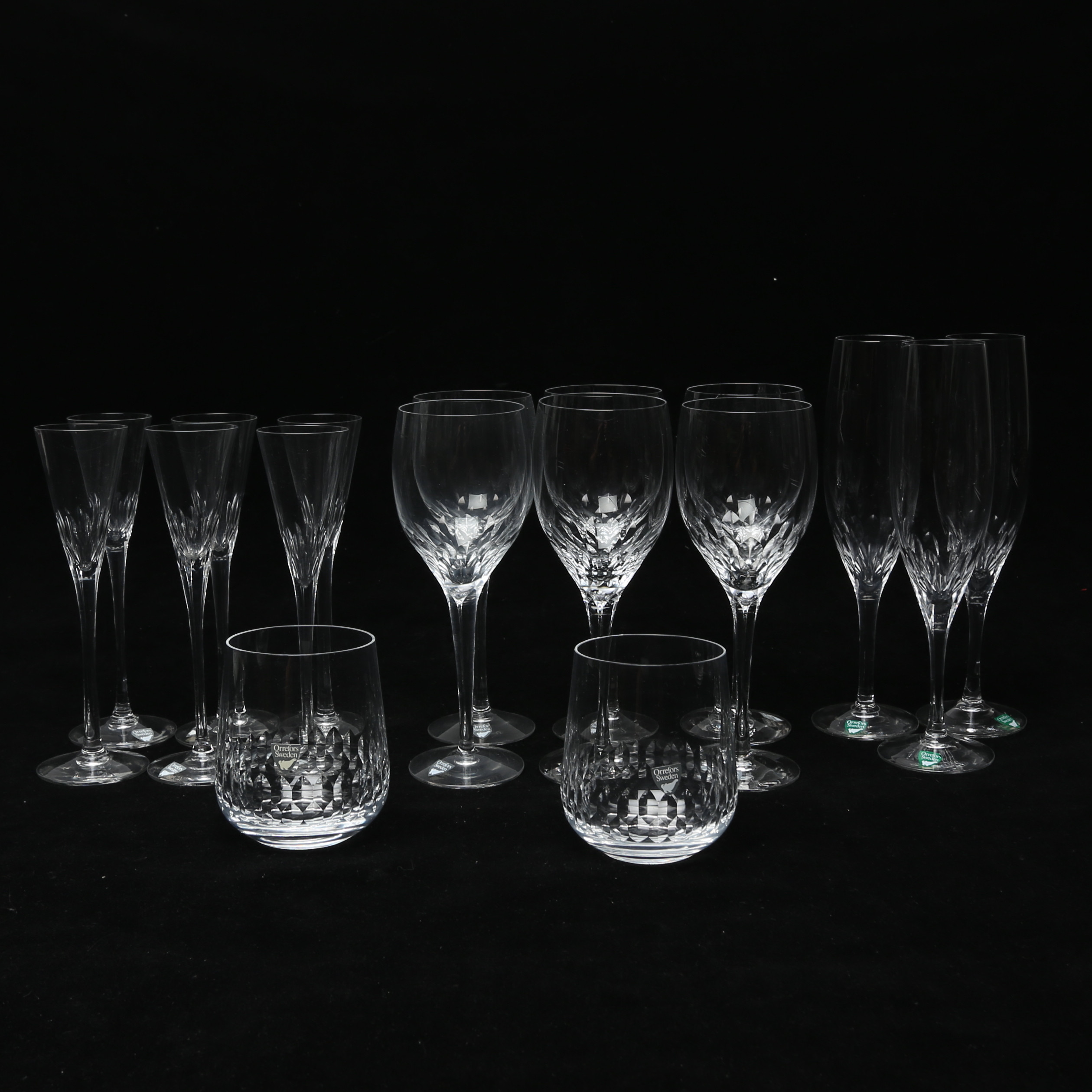 ILS LANDBERG. GLAS, 16 st, Orrefors "Prelude".
