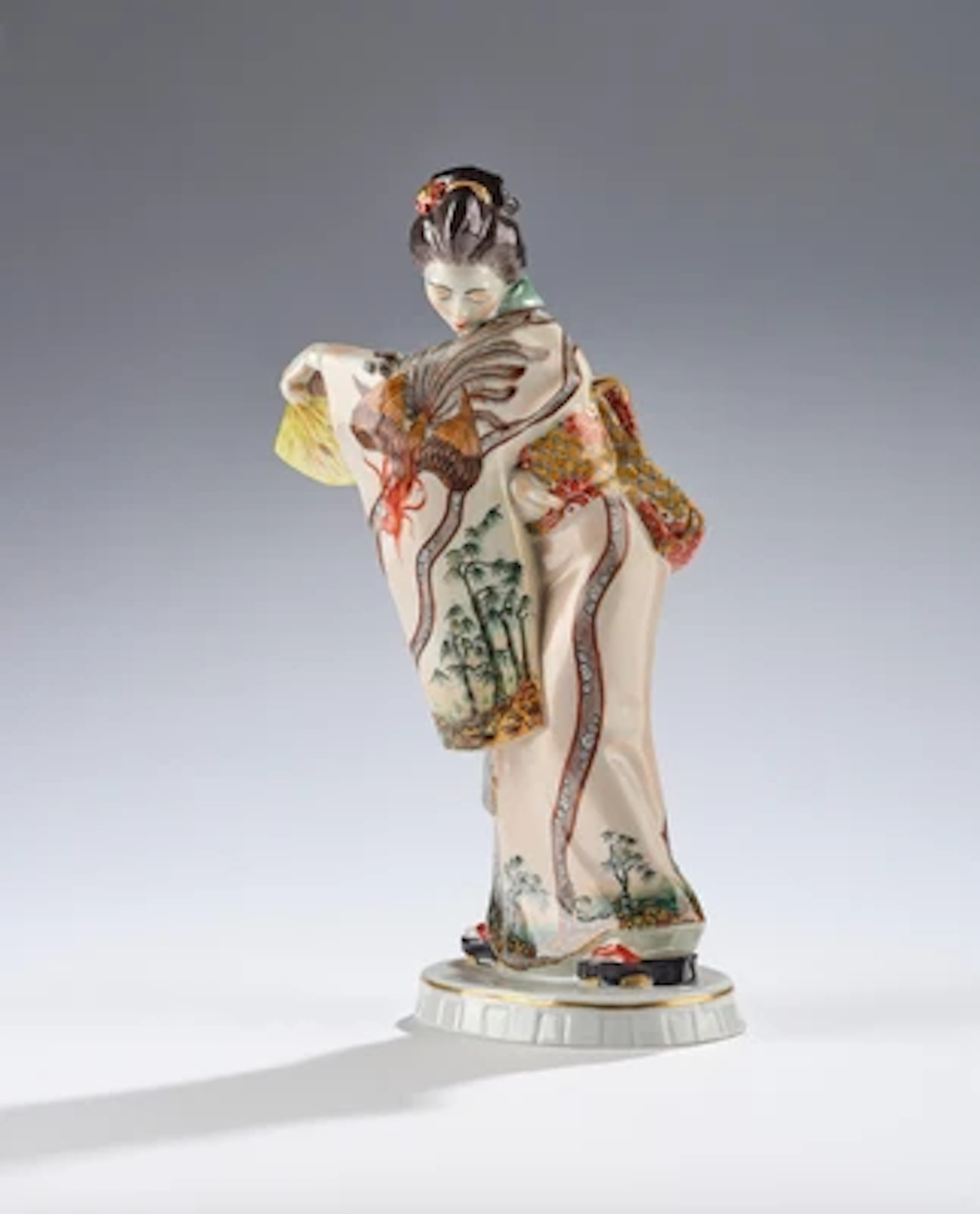 Alfred Otto König, "Japanerin mit Fächer", Modellnummer: D 214, Entwurf: 1913, Meissener Porzellanmanufaktur