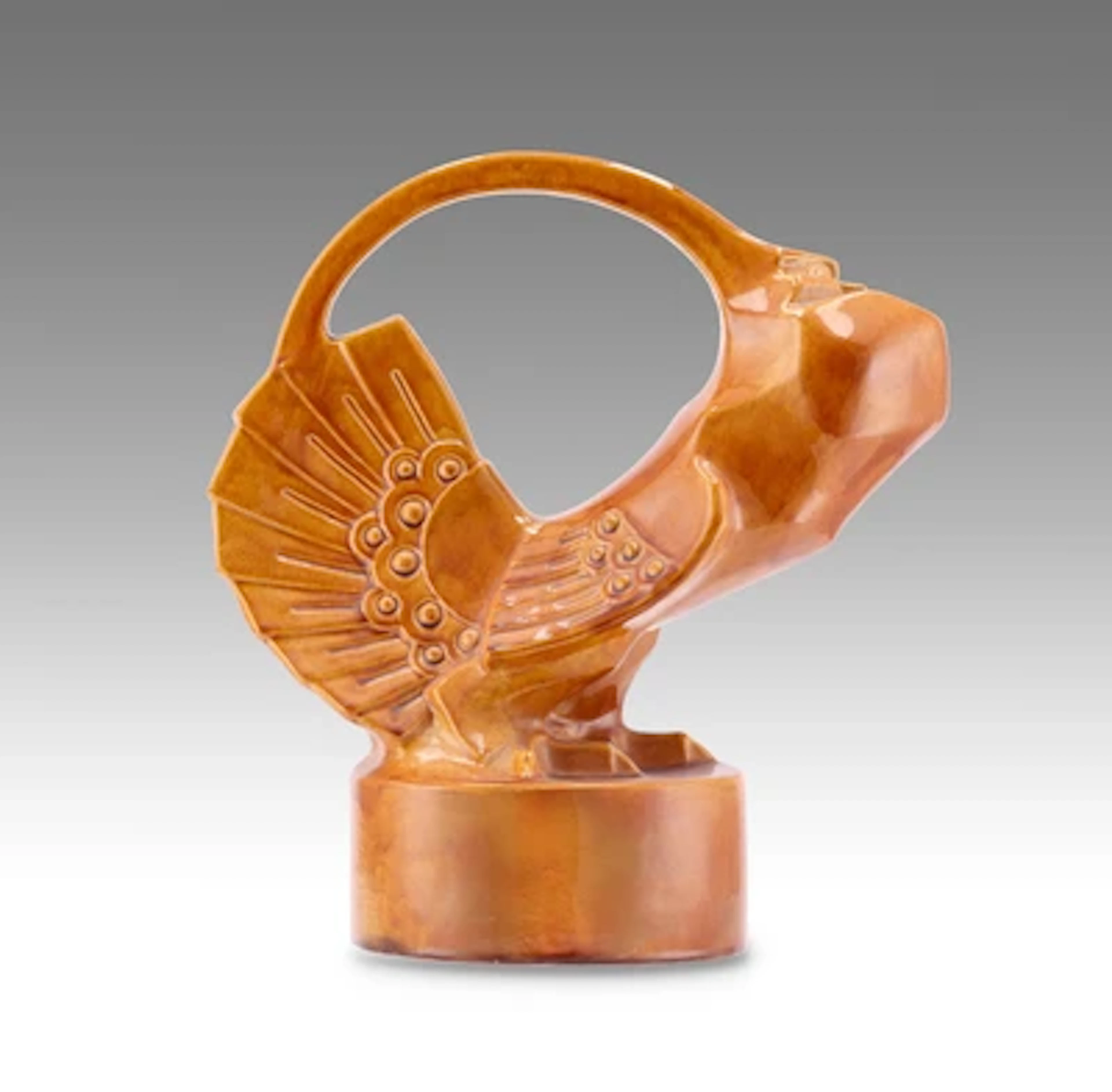 Bertold Löffler (Nieder-Rosenthal 1874-1960 Wien), "Täuberich" ("Venus-Vogel No 111), WW Modellnummer: K 102, WK Modellnummer: 111, Ausführung: wohl Wiener Keramik, bis 1912