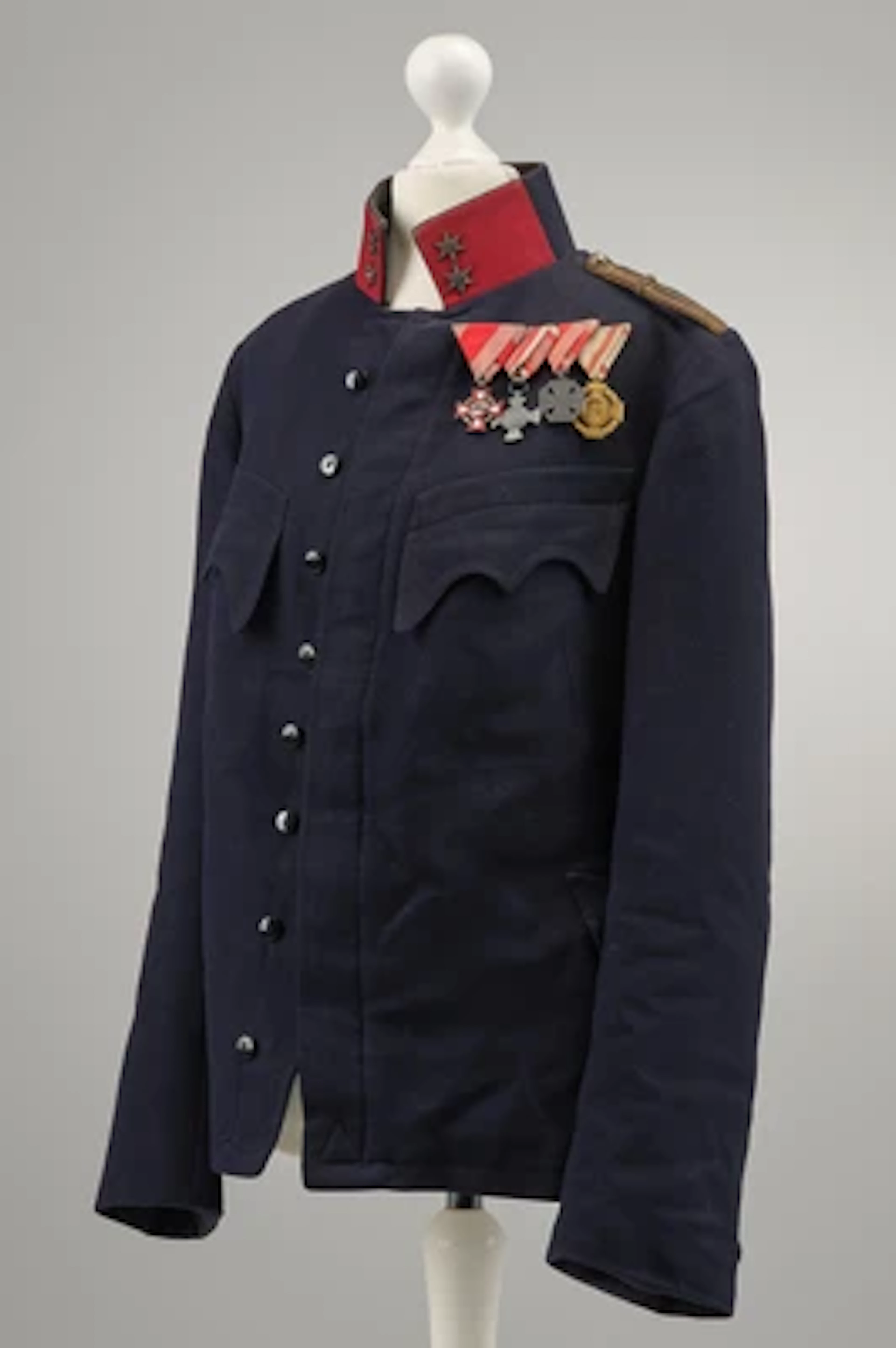 K. u. k. Armee - Kavallerie: dunkelblaue Kavalleriebluse für einen k. u. k. Ulanen-Oberleutnant um 1915,