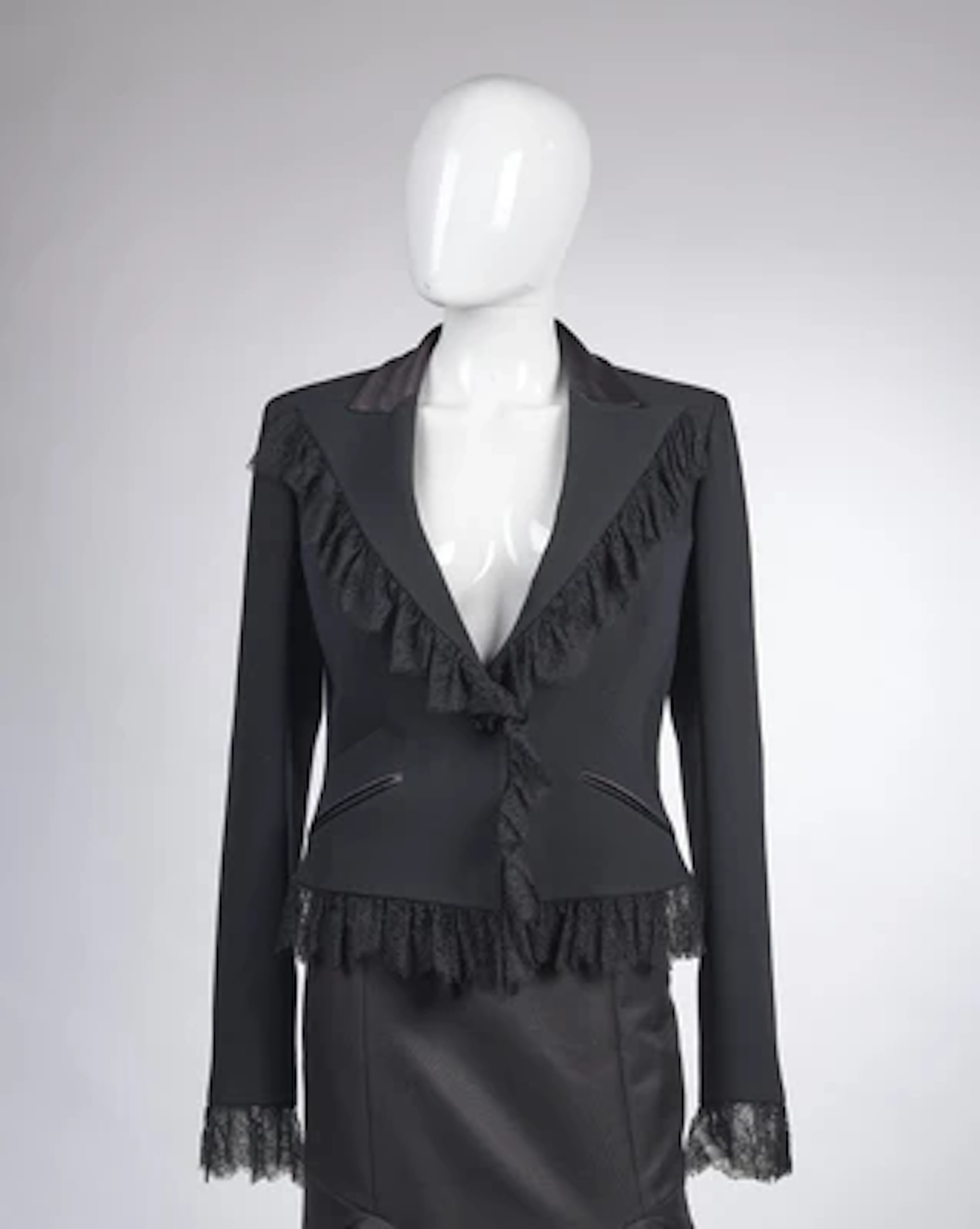 VALENTINO Blazer mit Spitzenrüschen