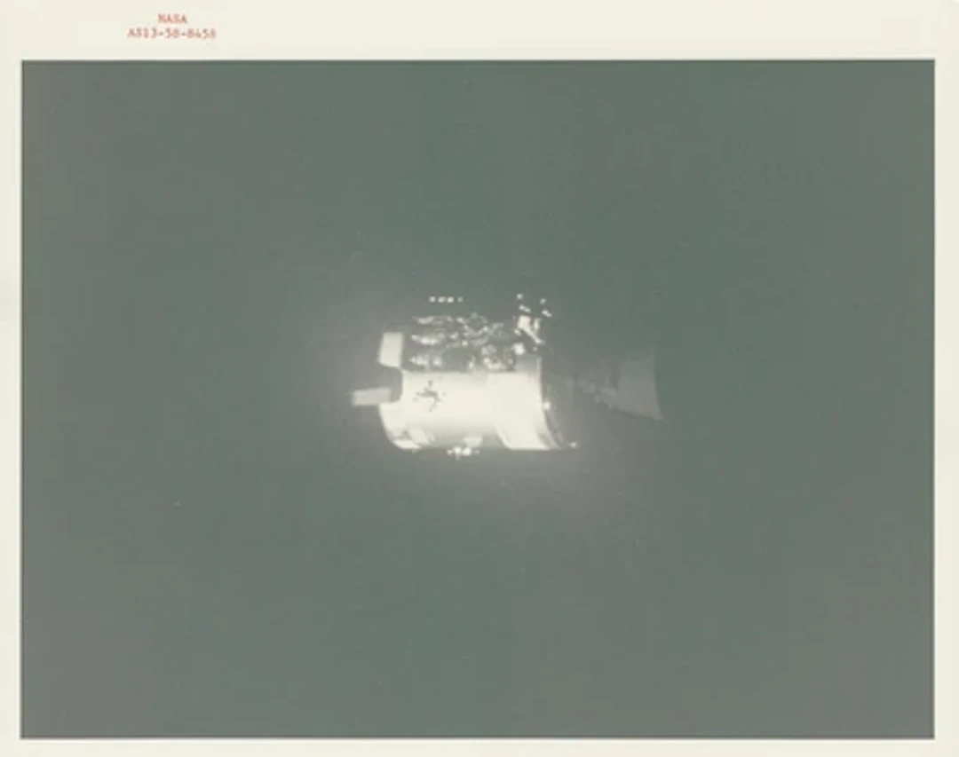 APOLLO 13 - "Houston, We've Had a Problem", oxygen tank explosion