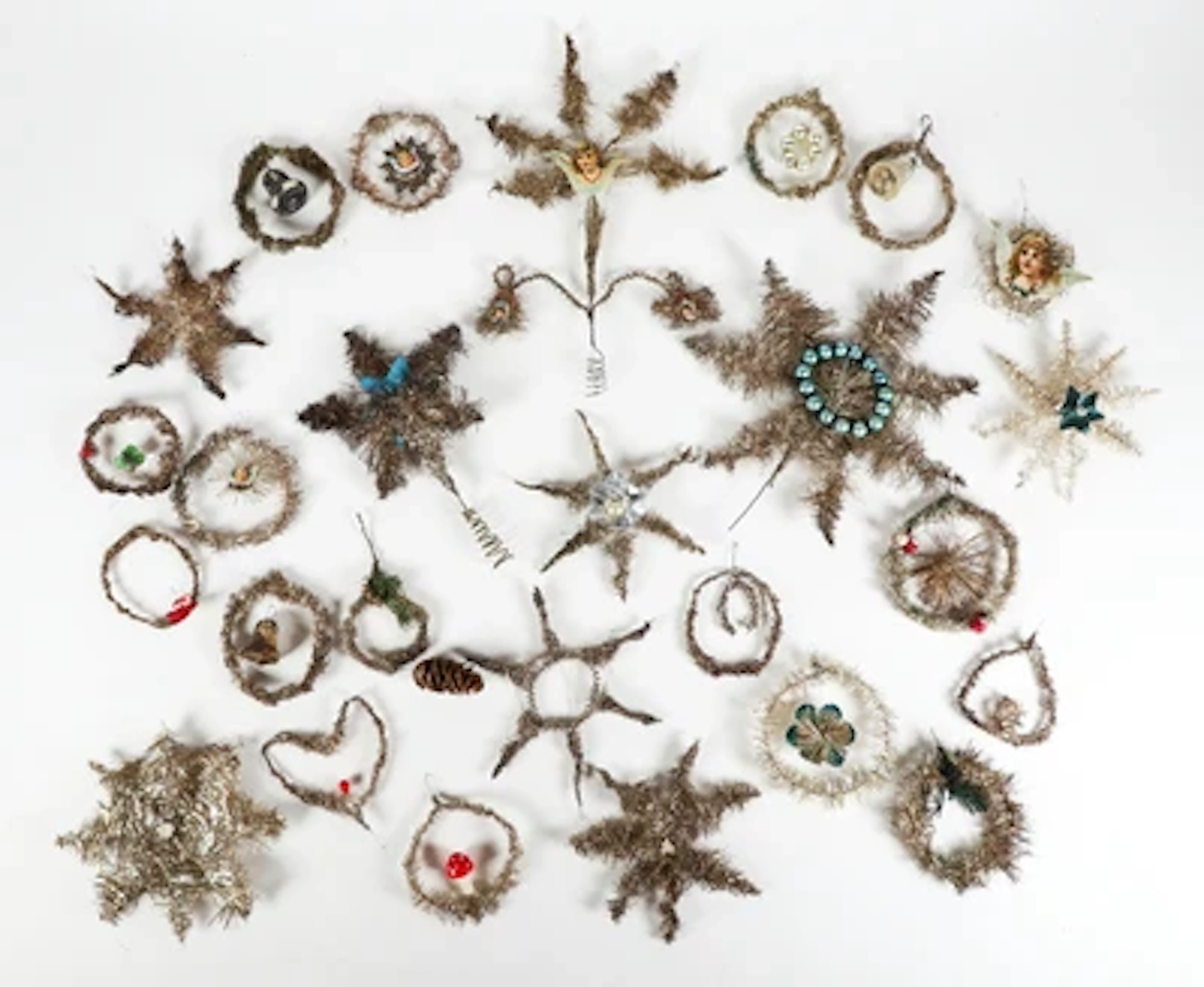 26 Stück Silberplätt/Lametta Christbaumschmuck, vornehmlich Anfang 20. Jahrhundert