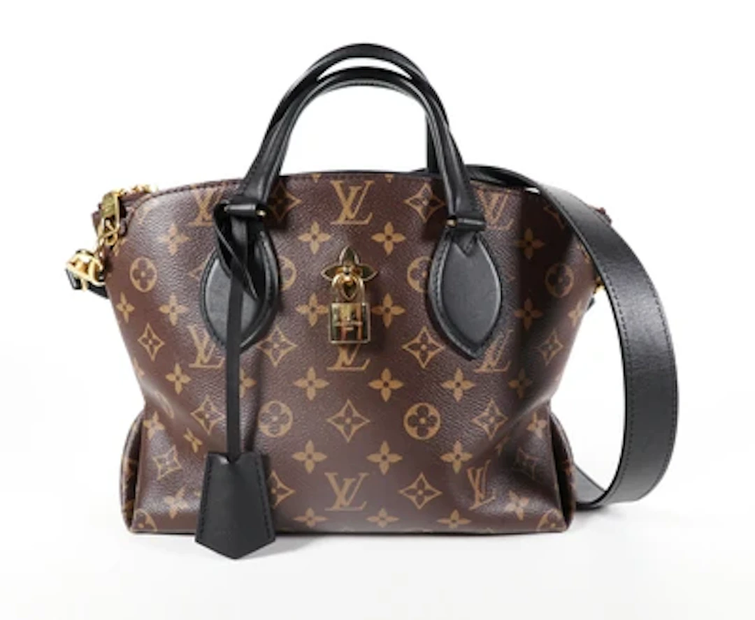 LOUIS VUITTON Flower Zipped PM
