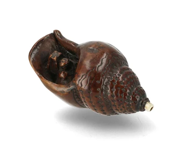 Netsuke einer Muschel, Japan, 18./19. Jh.