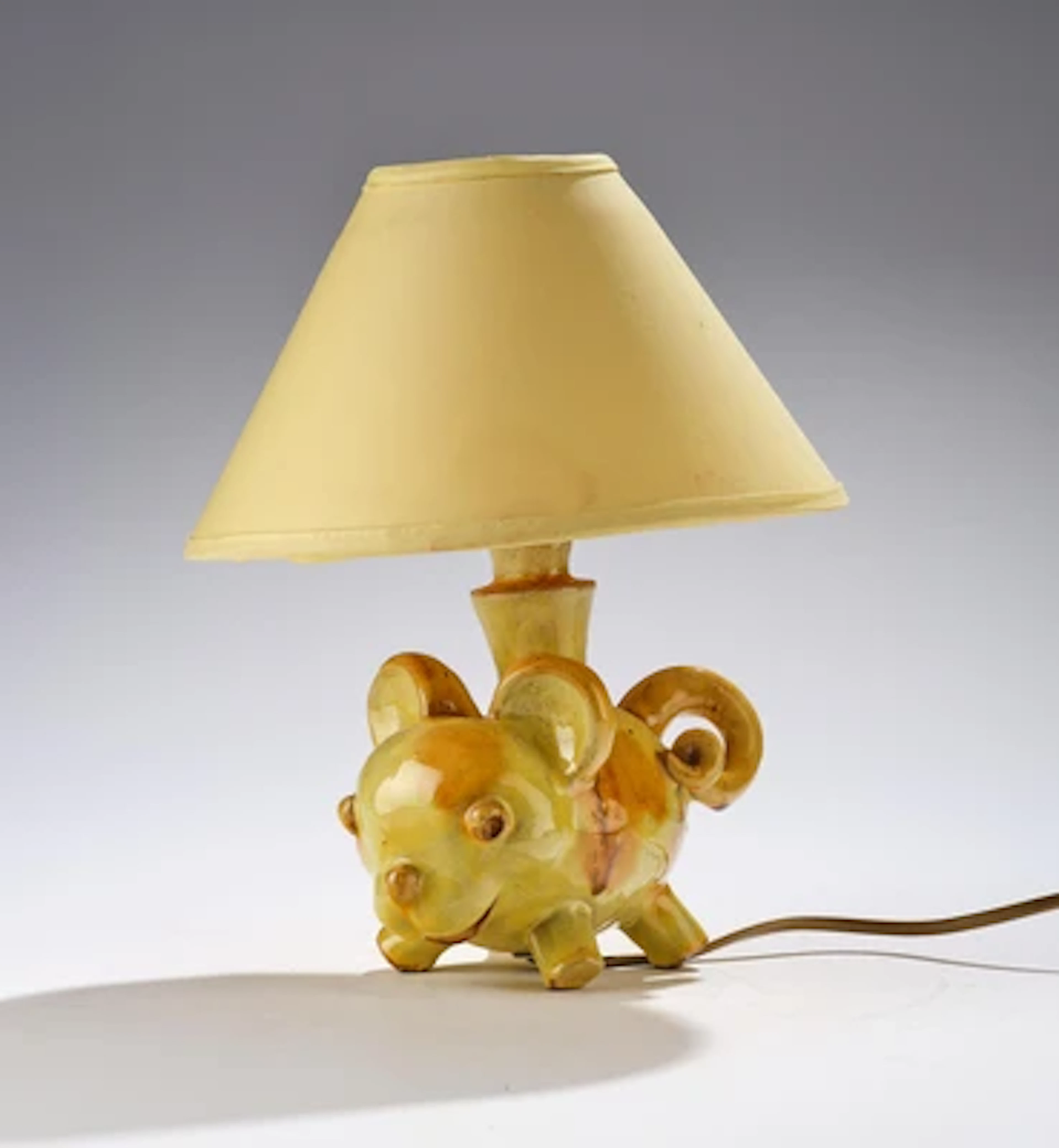 Walter Bosse, "Maus" mit einer Lampe, Kufstein, 1926-37