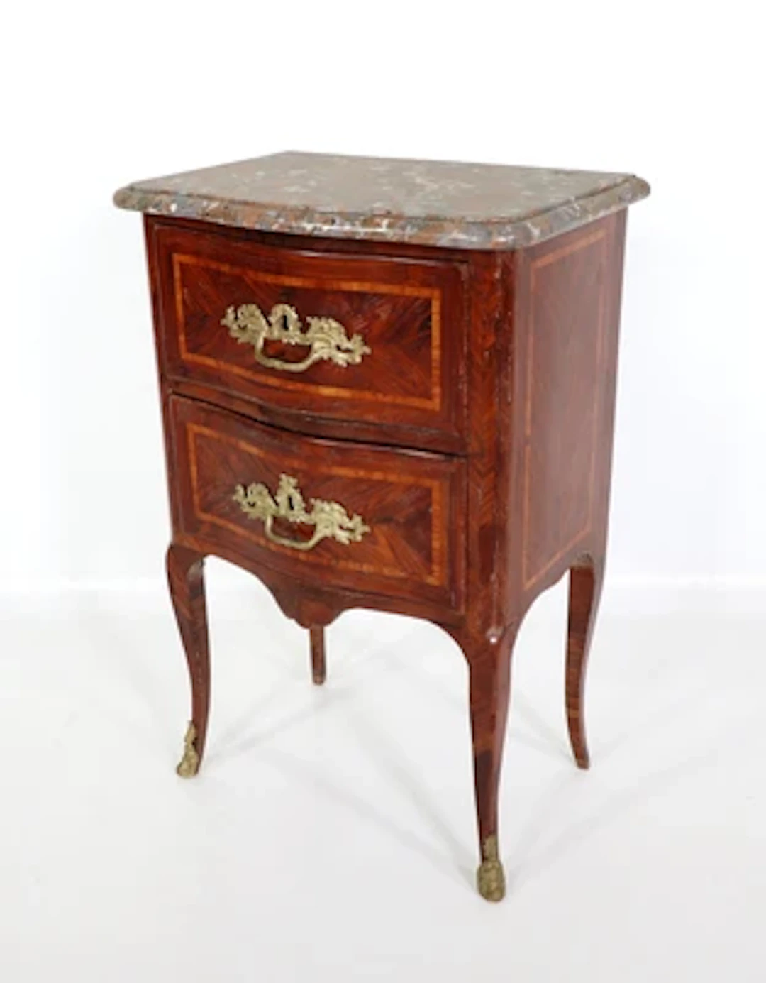 Kleine Französische Louis XV.-Kommode um 1750