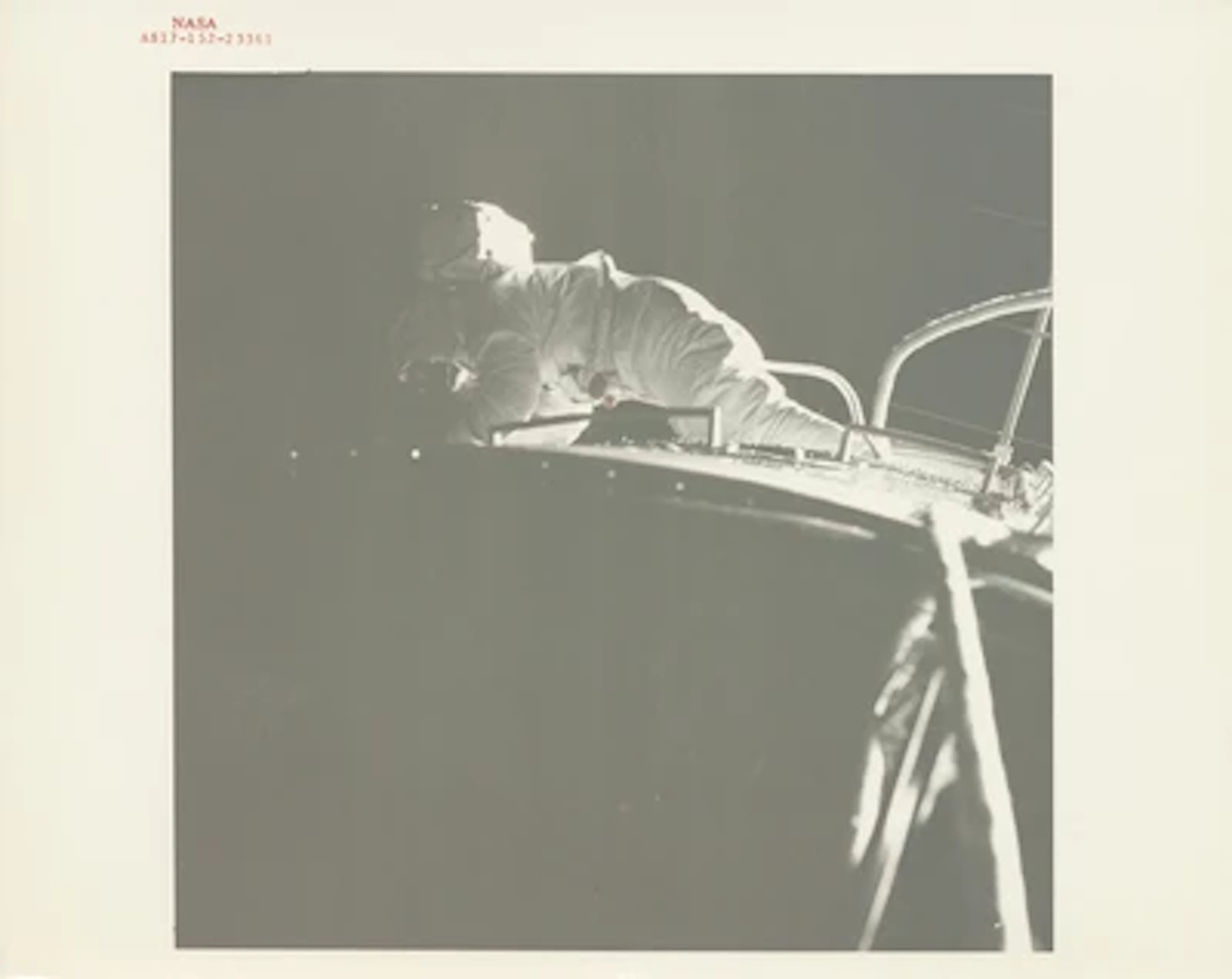 APOLLO 17 - Last Deep Spacewalk: Ronald Evans Between Earth and Moon