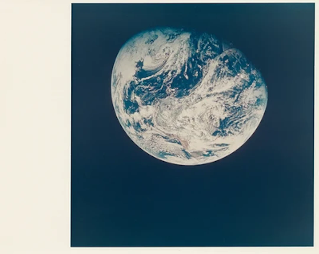 APOLLO 8 - First Photograph of the Whole Planet Earth by Humans