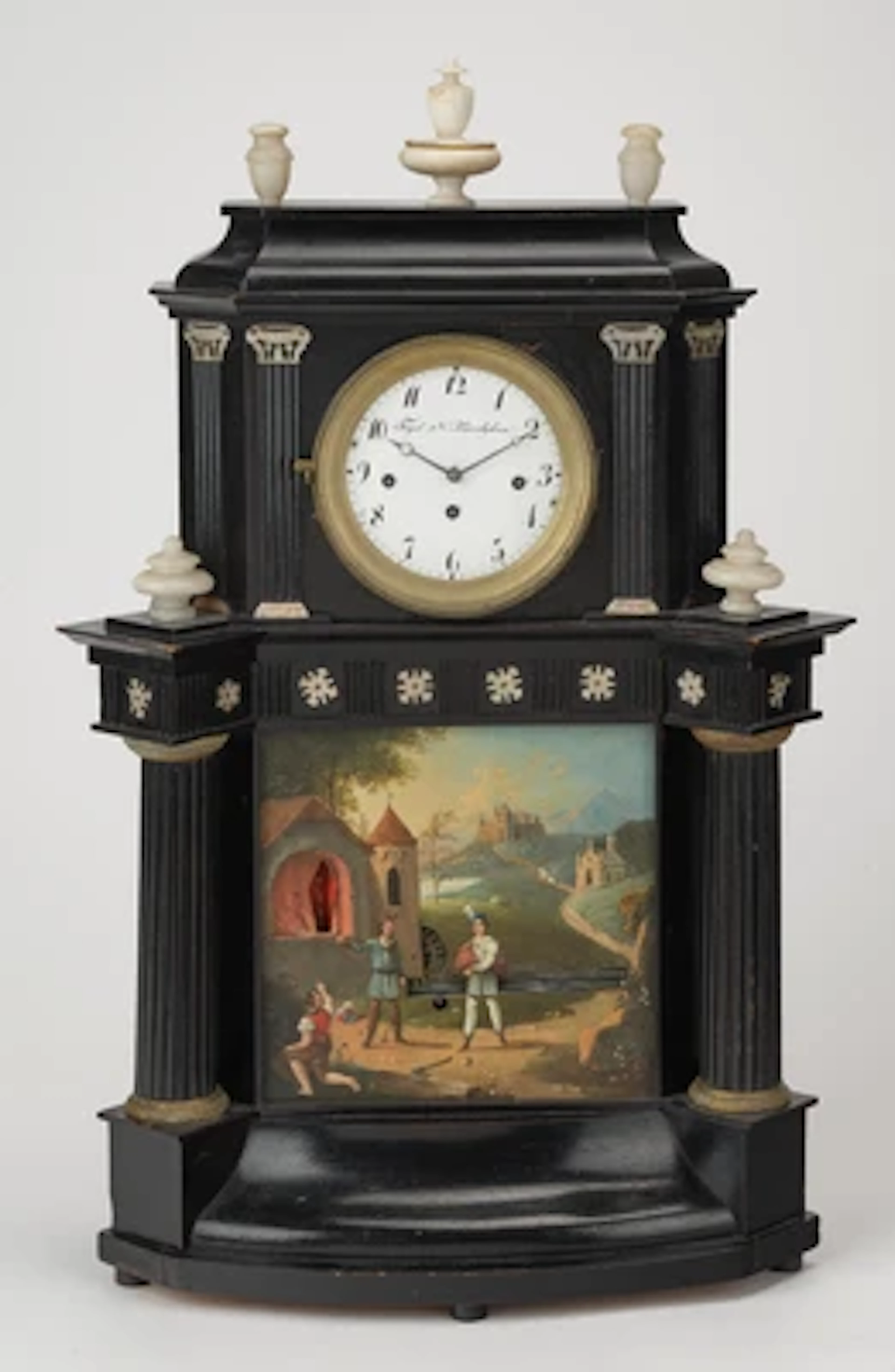 Biedermeier Kommodenuhr mit Automat und Musikspielwerk, "Fogel N. Karolyban"