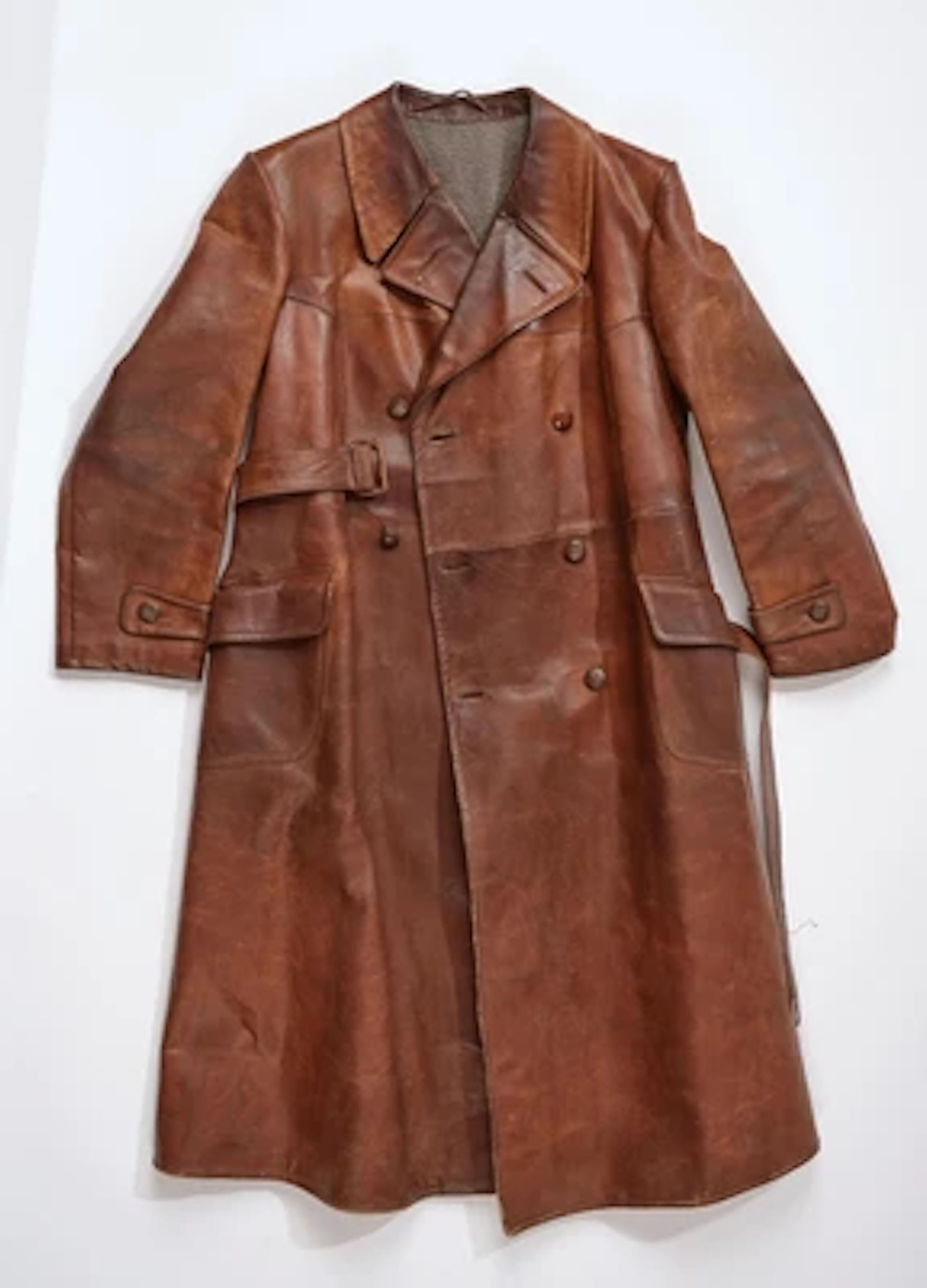 Schwerer dunkelbrauner Ledermantel (sog. 'Krimineser')