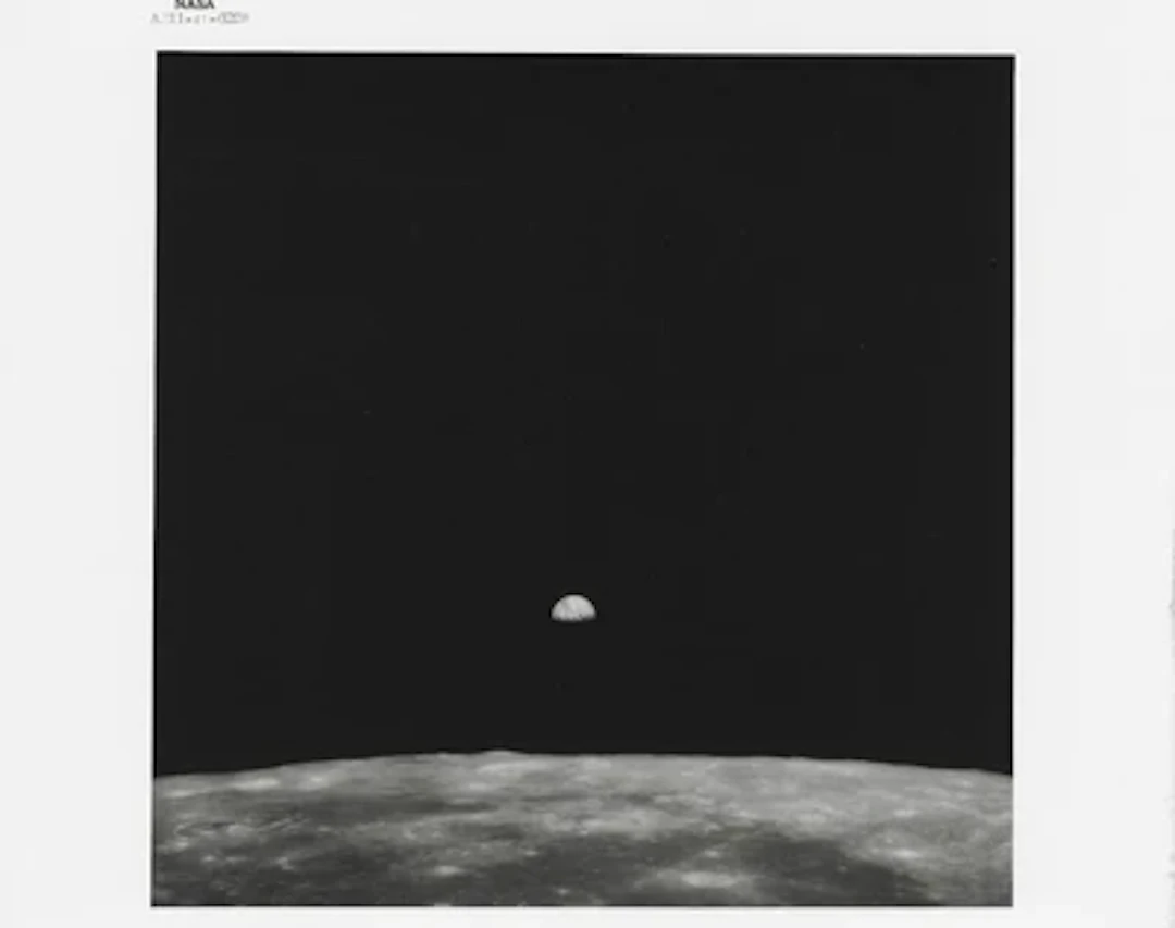 APOLLO 11 - Earthrise During Humanity's First Moon Landing
