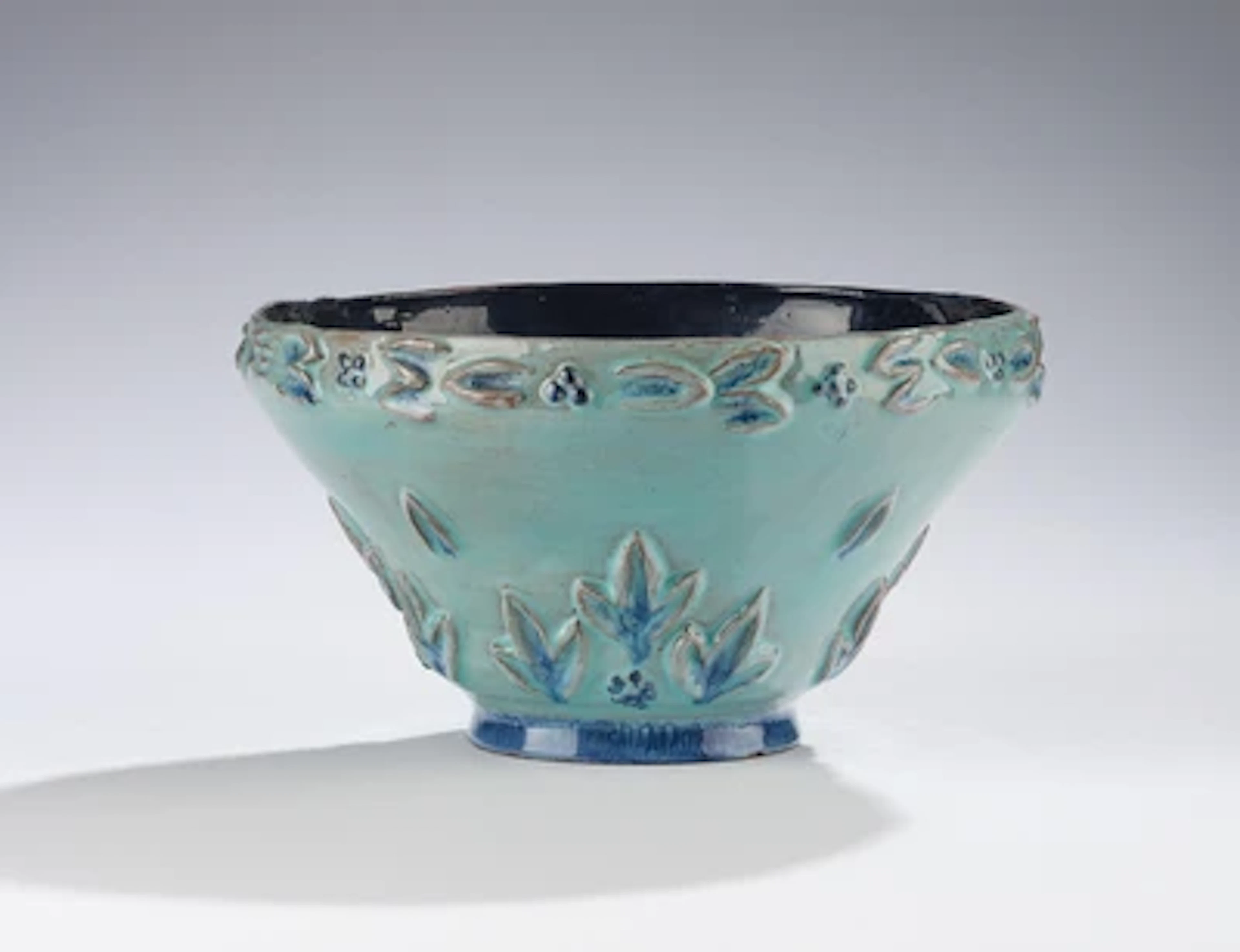Vally Wieselthier, a bowl, model K 371, Wiener Werkstätte, 1919/20