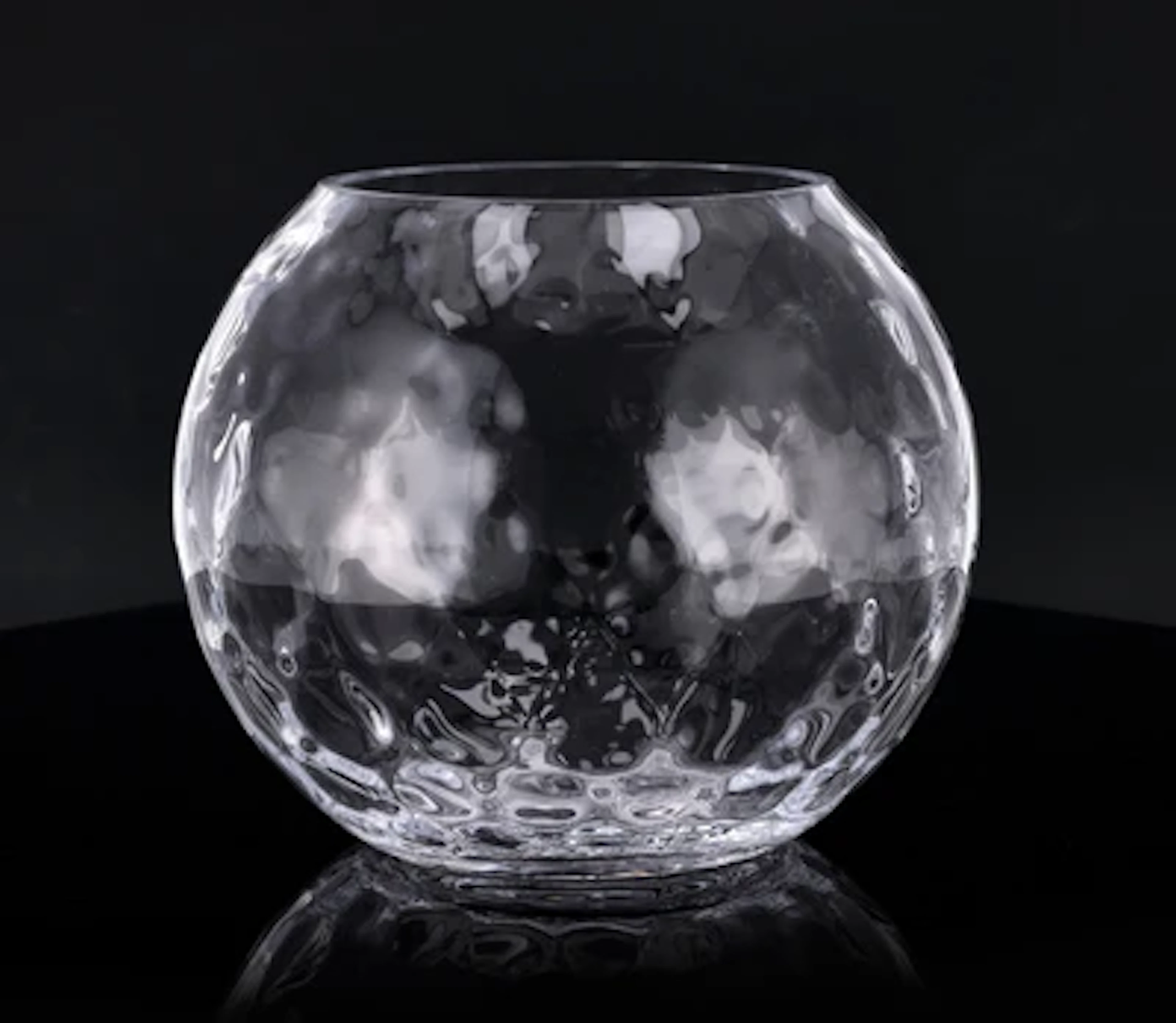 A vase (“Fischglas”), designed by Josef Hoffmann or Koloman Moser