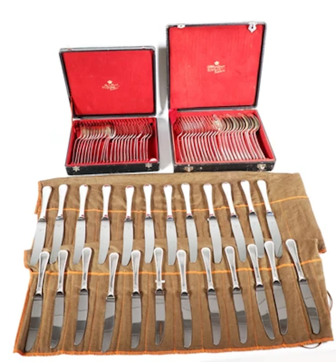 Silber Tafelbesteck für 12 Personen