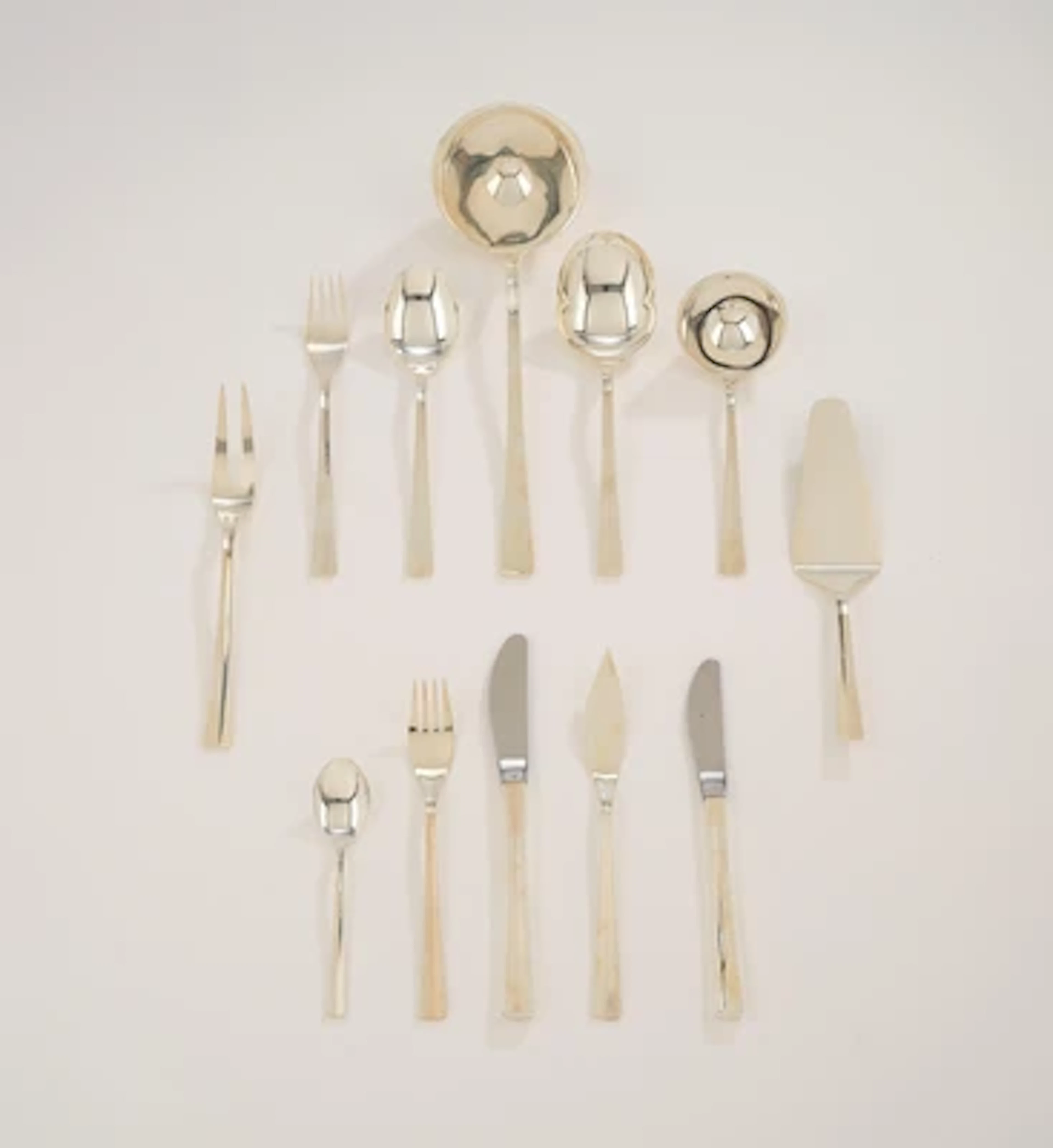 Großes Silberbesteck für zwölf Personen (89-teilig), Josef Carl Klinkosch, Wien, ab Mai 1922